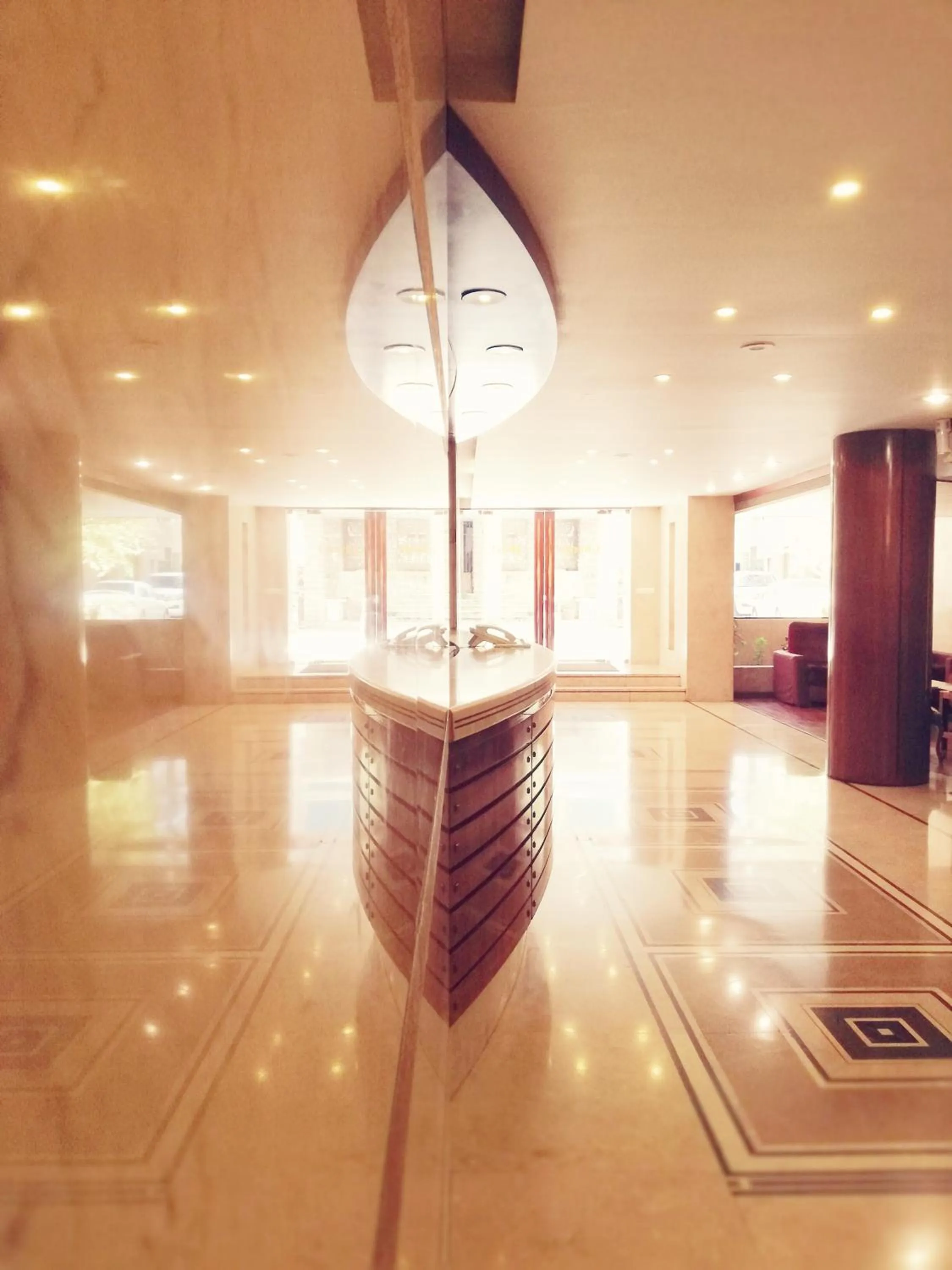 Lobby or reception in Charles Hotel