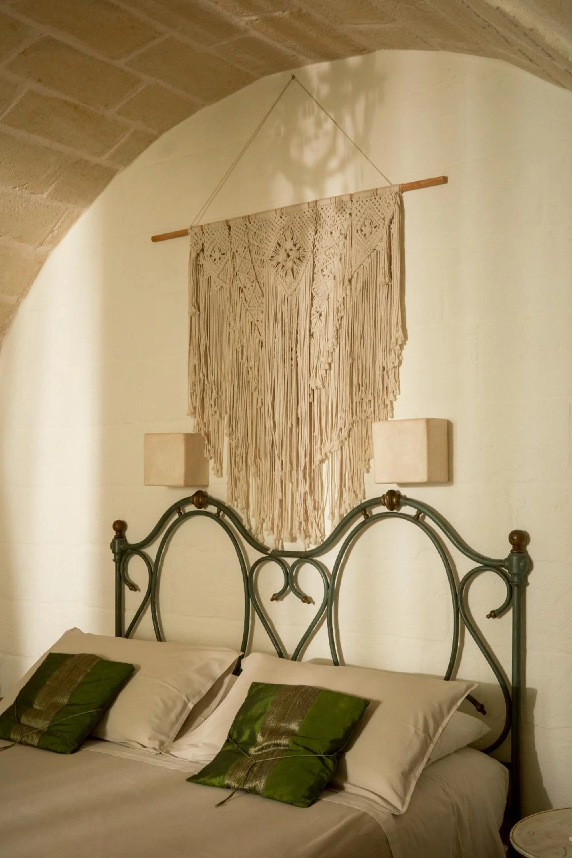 Bed in I Trulli del Tupparello