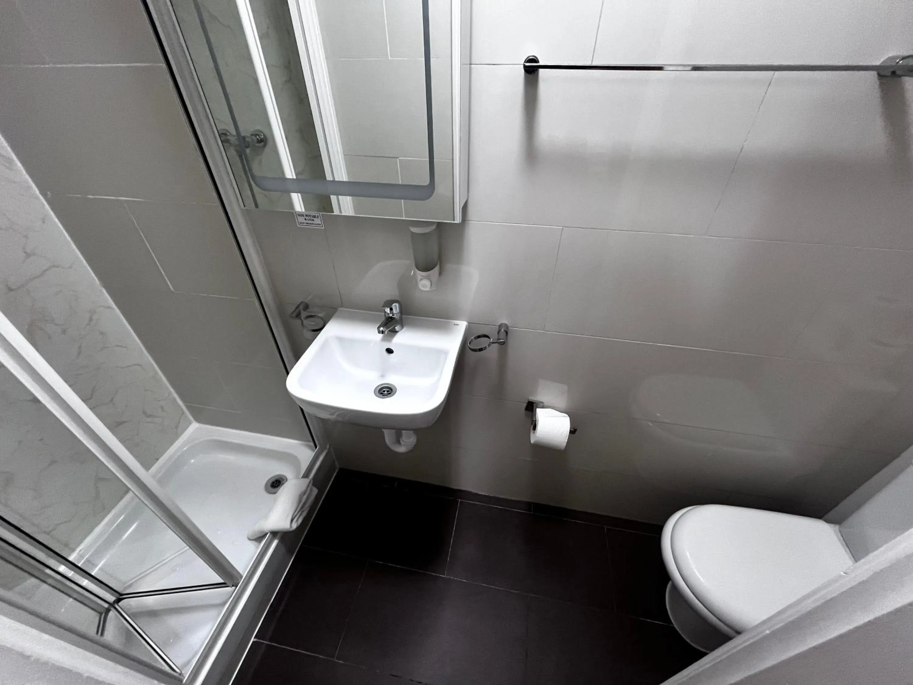 Bathroom in Shakespeare Hotel