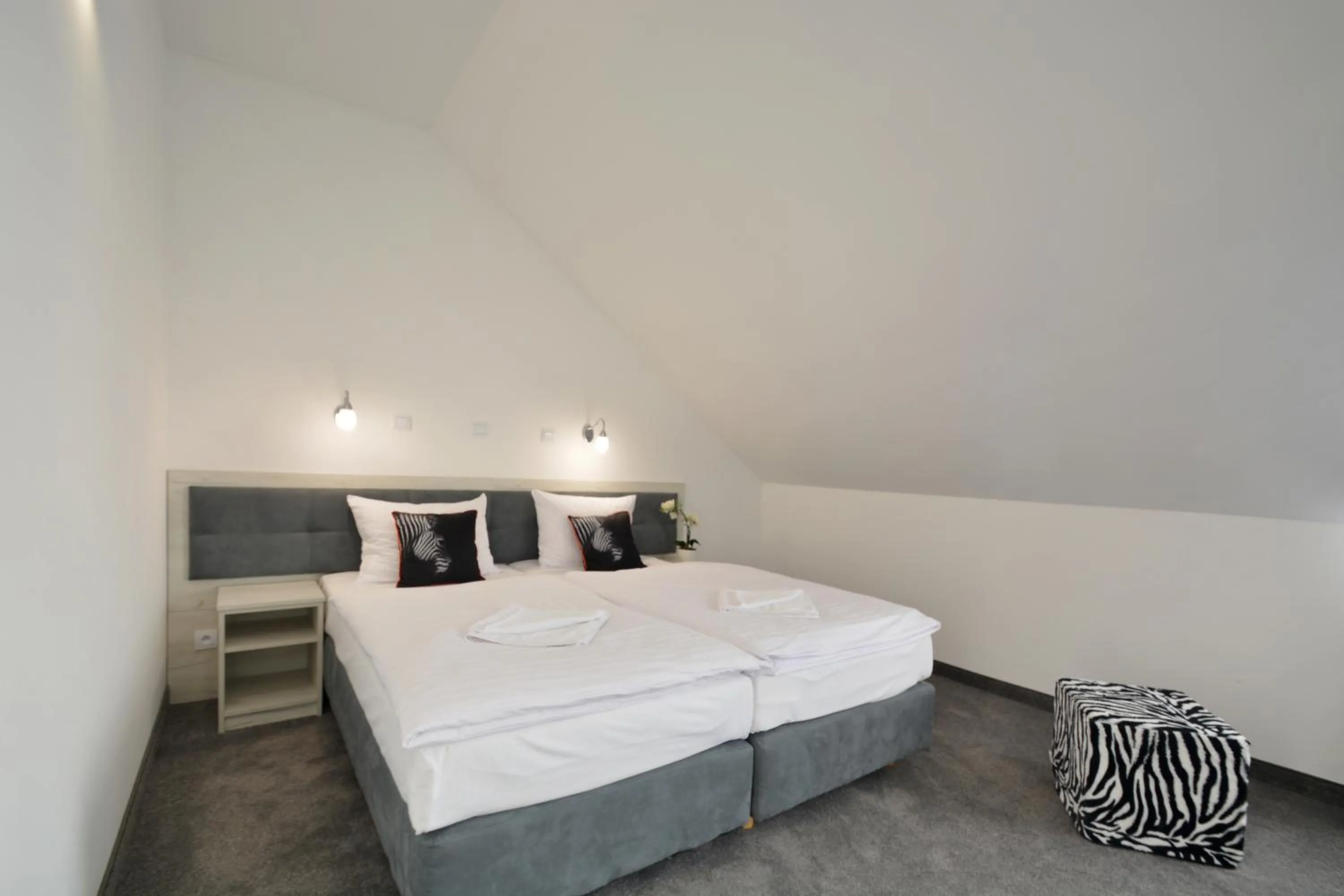 Bed in Hotel Roztocze