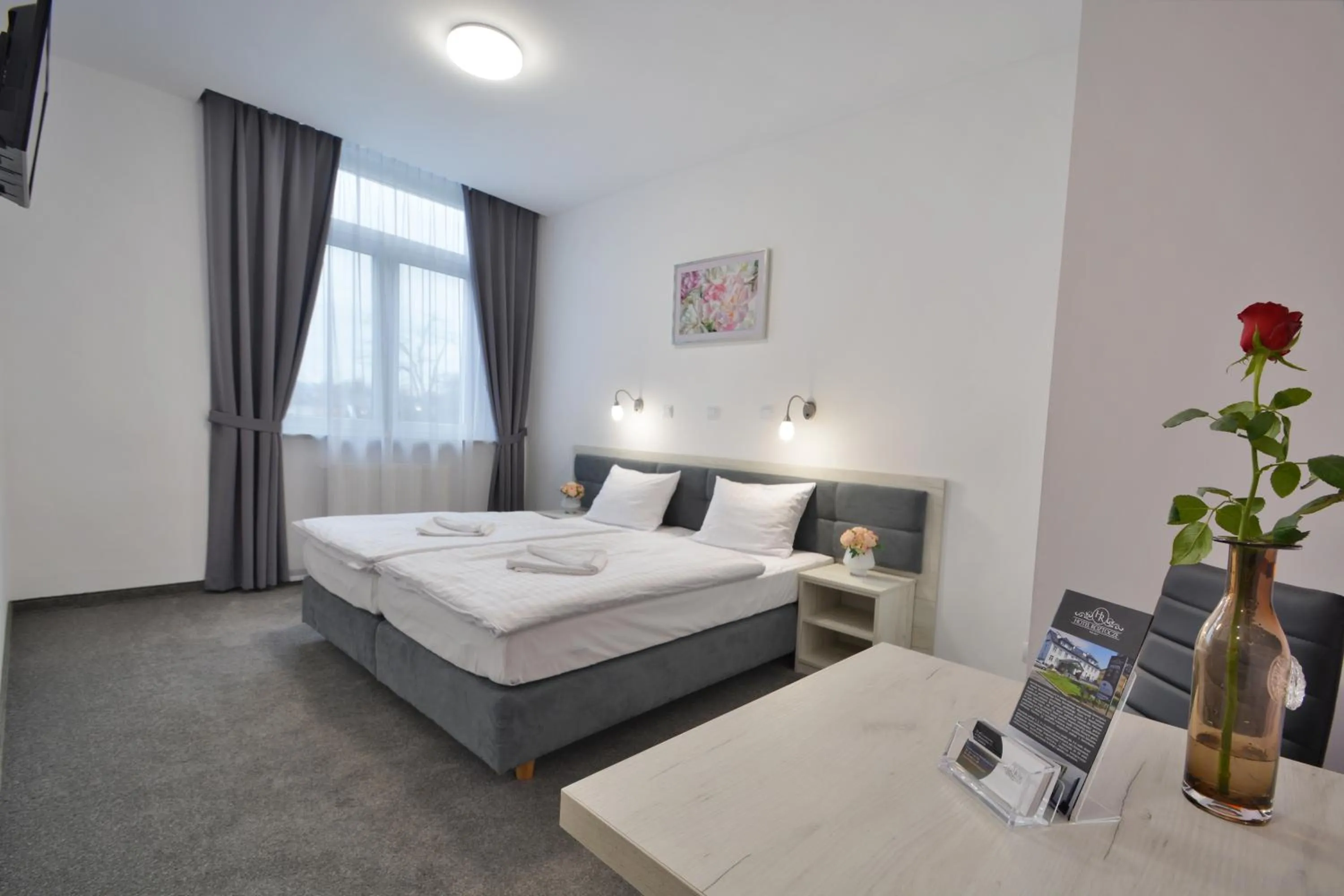 Bed in Hotel Roztocze