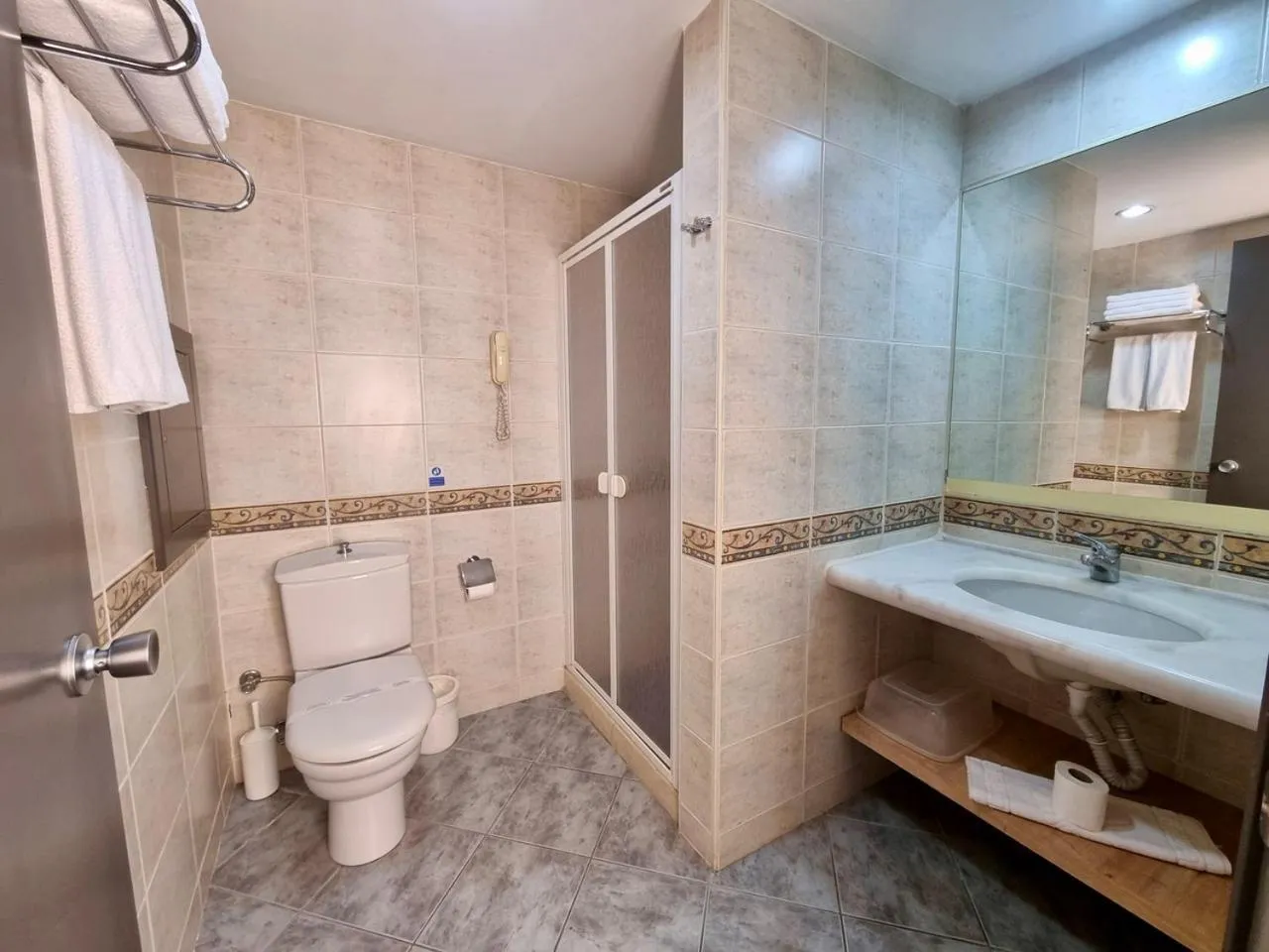 Bathroom in Club Sidar Apart Hotel