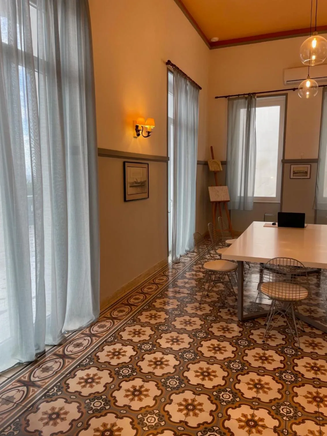 Lobby or reception in Tinion Urban Hotel