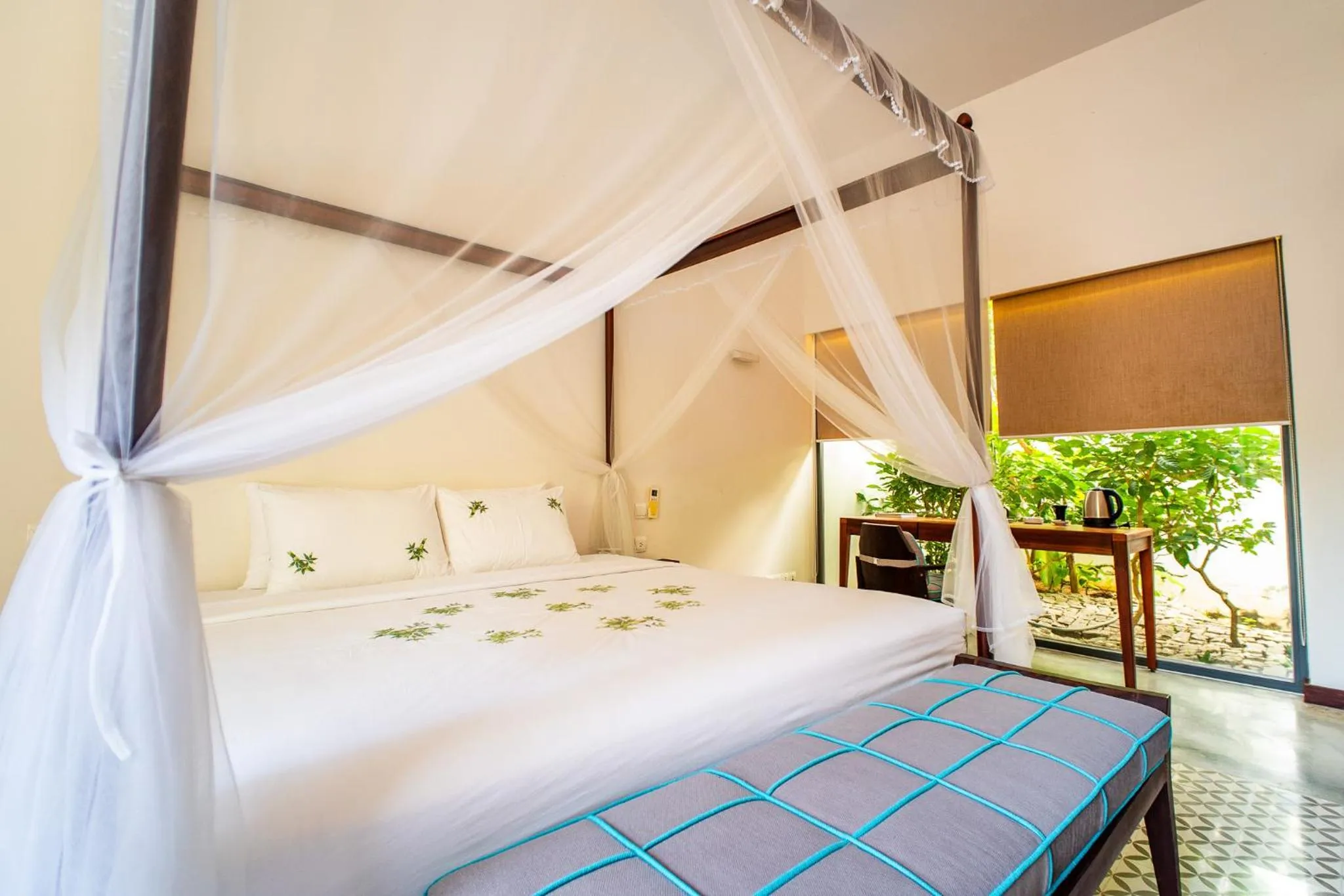 Property building, Bed in Allezboo Beach Resort & Spa