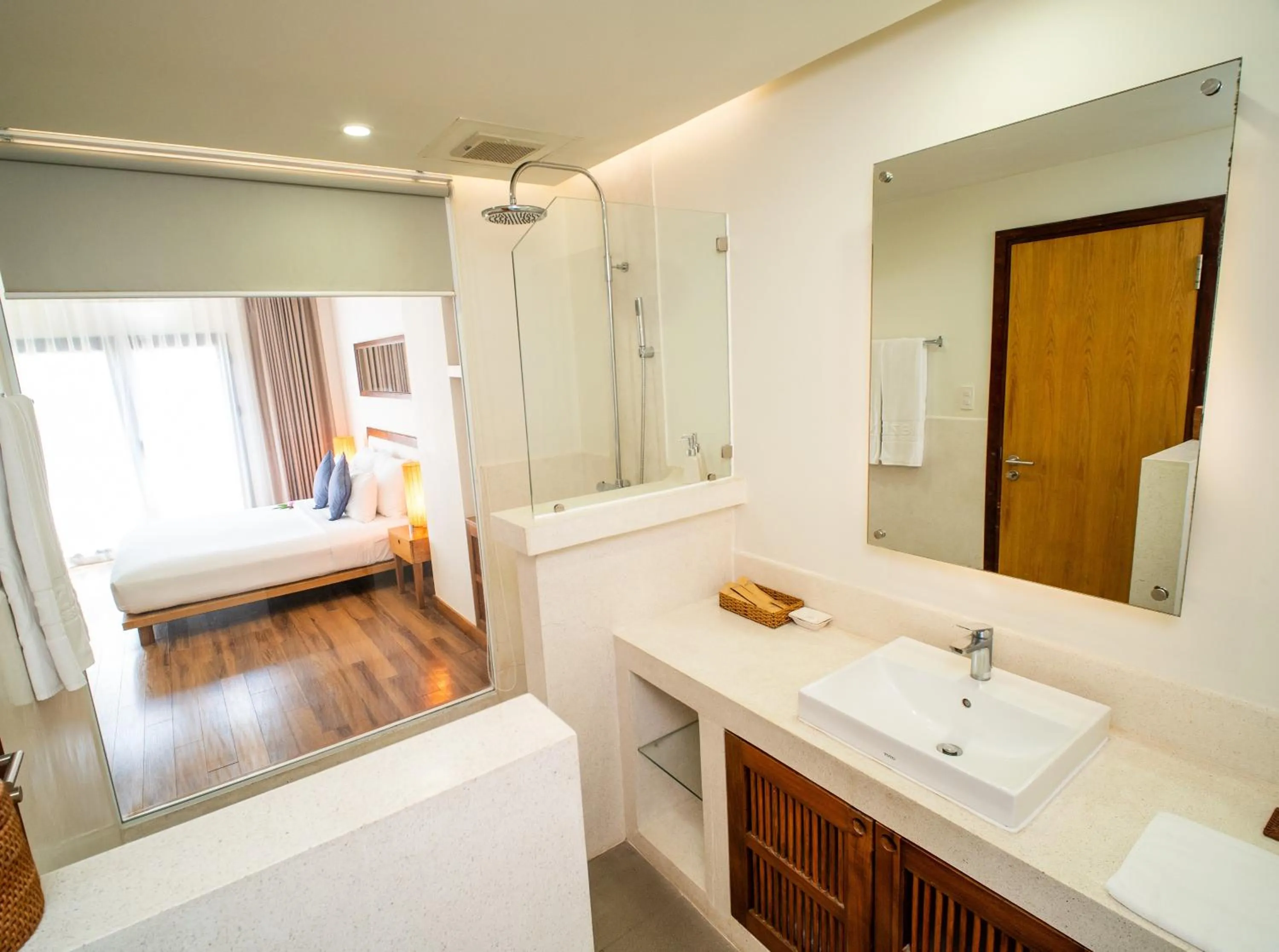 Bathroom in Allezboo Beach Resort & Spa