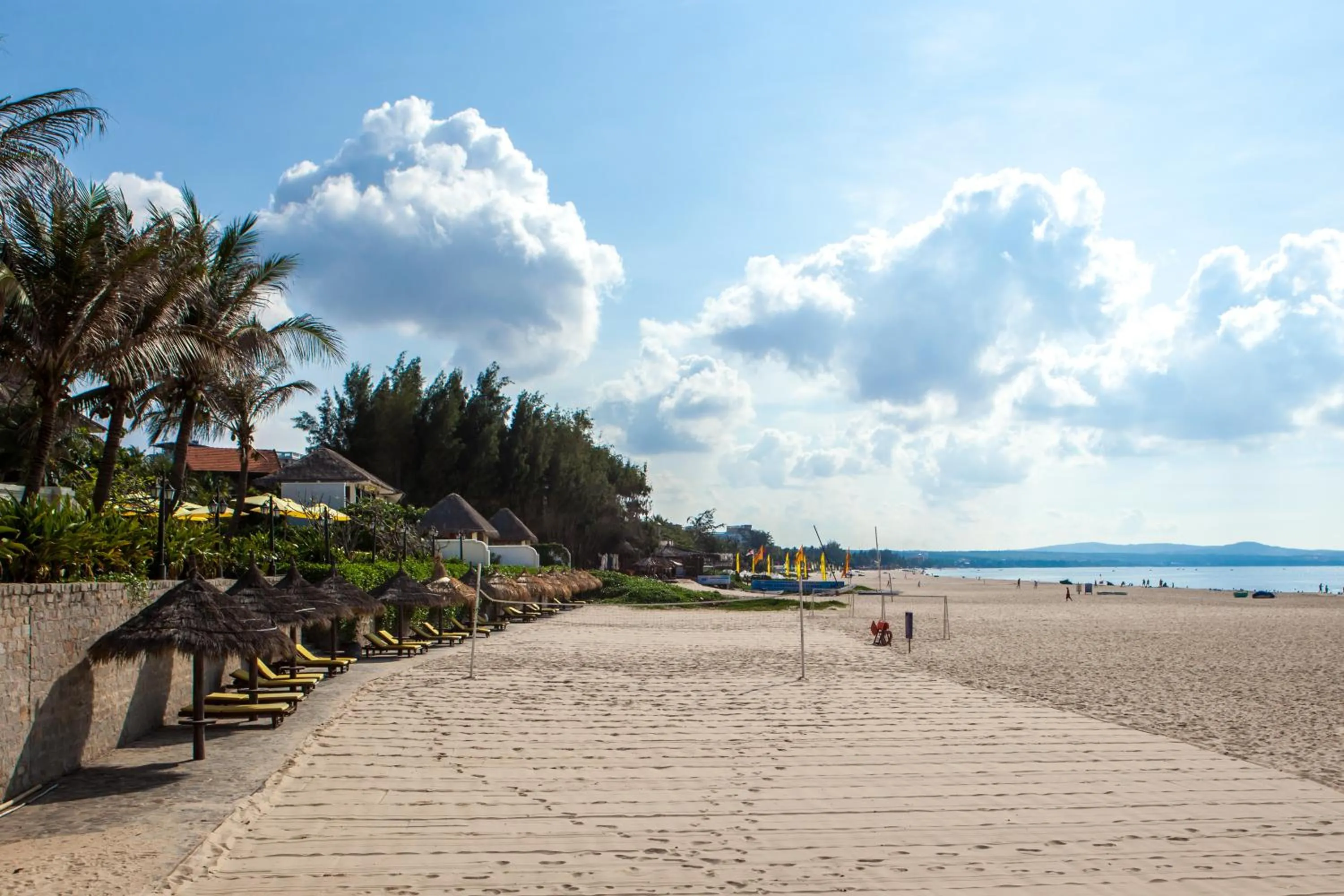 Beach in Allezboo Beach Resort & Spa