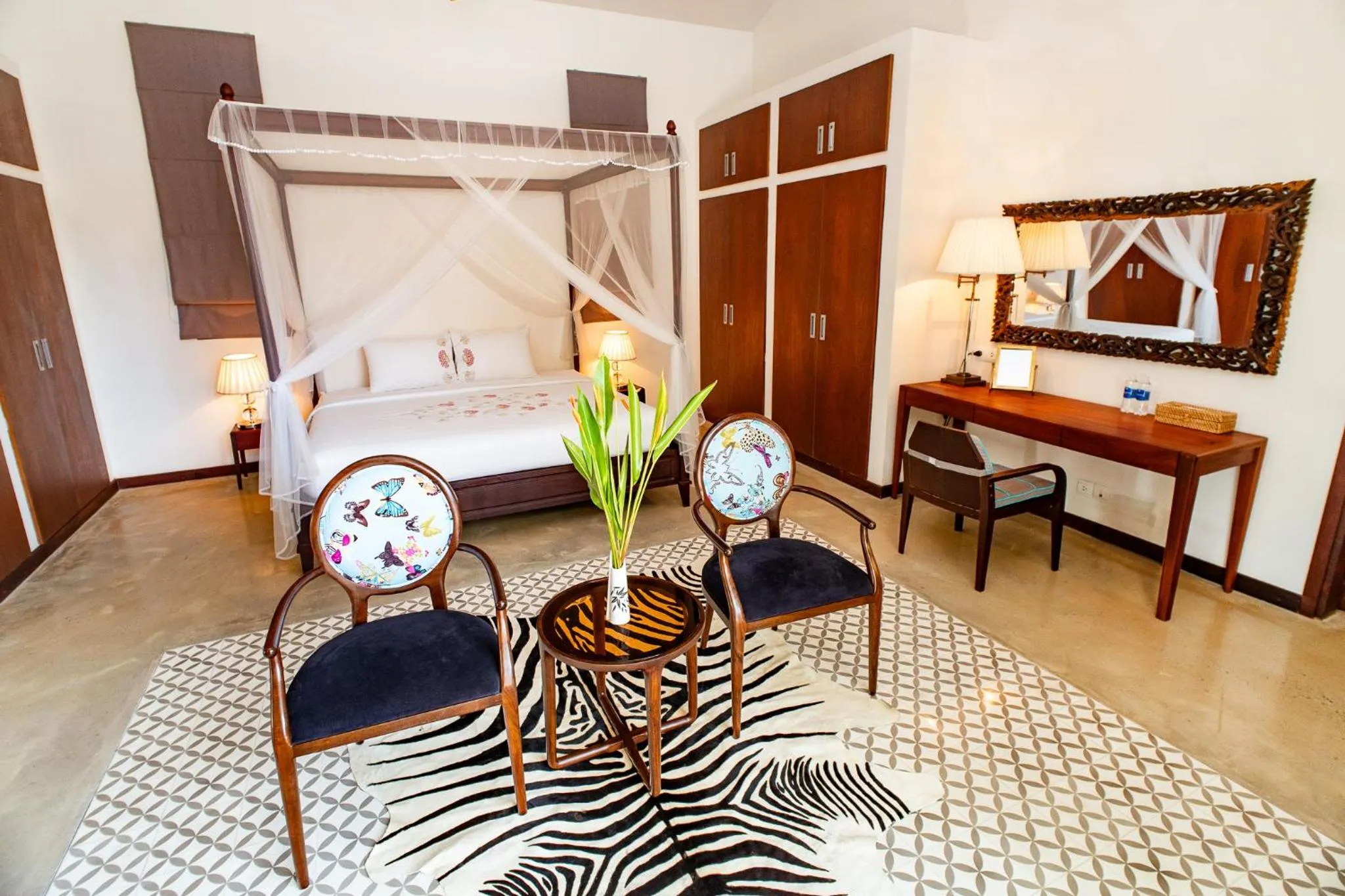 Property building, Bed in Allezboo Beach Resort & Spa