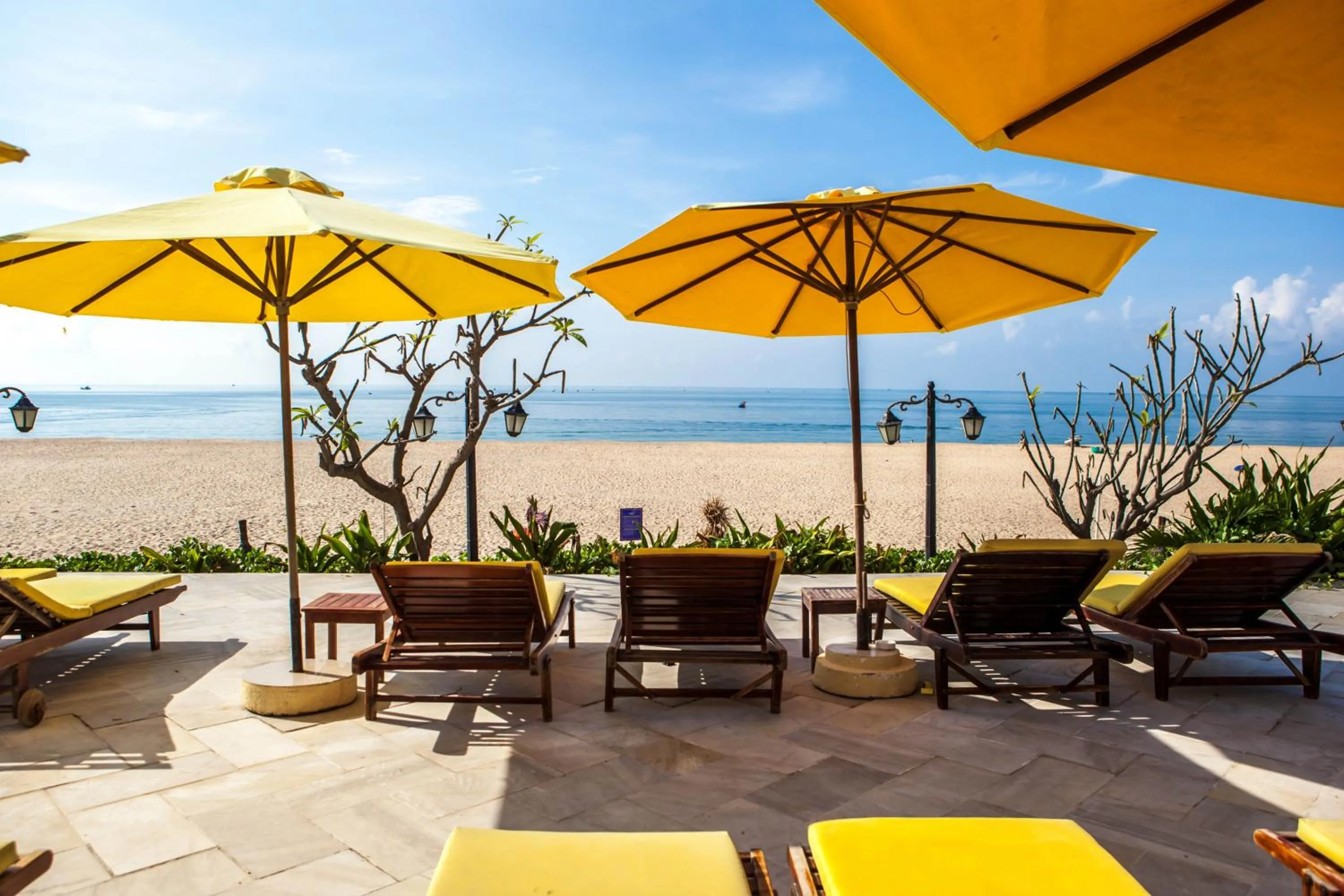 Patio in Allezboo Beach Resort & Spa