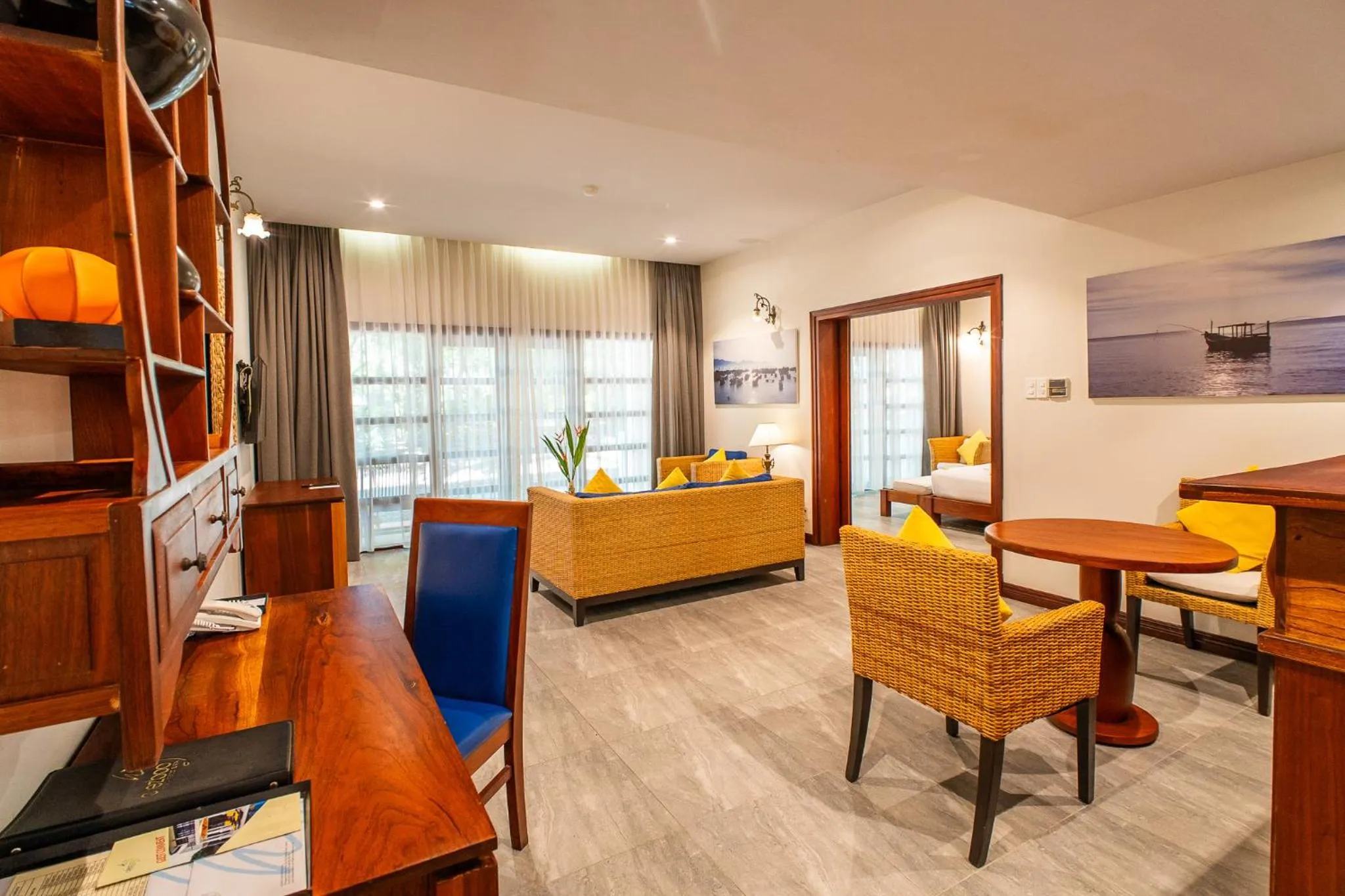 Living room in Allezboo Beach Resort & Spa