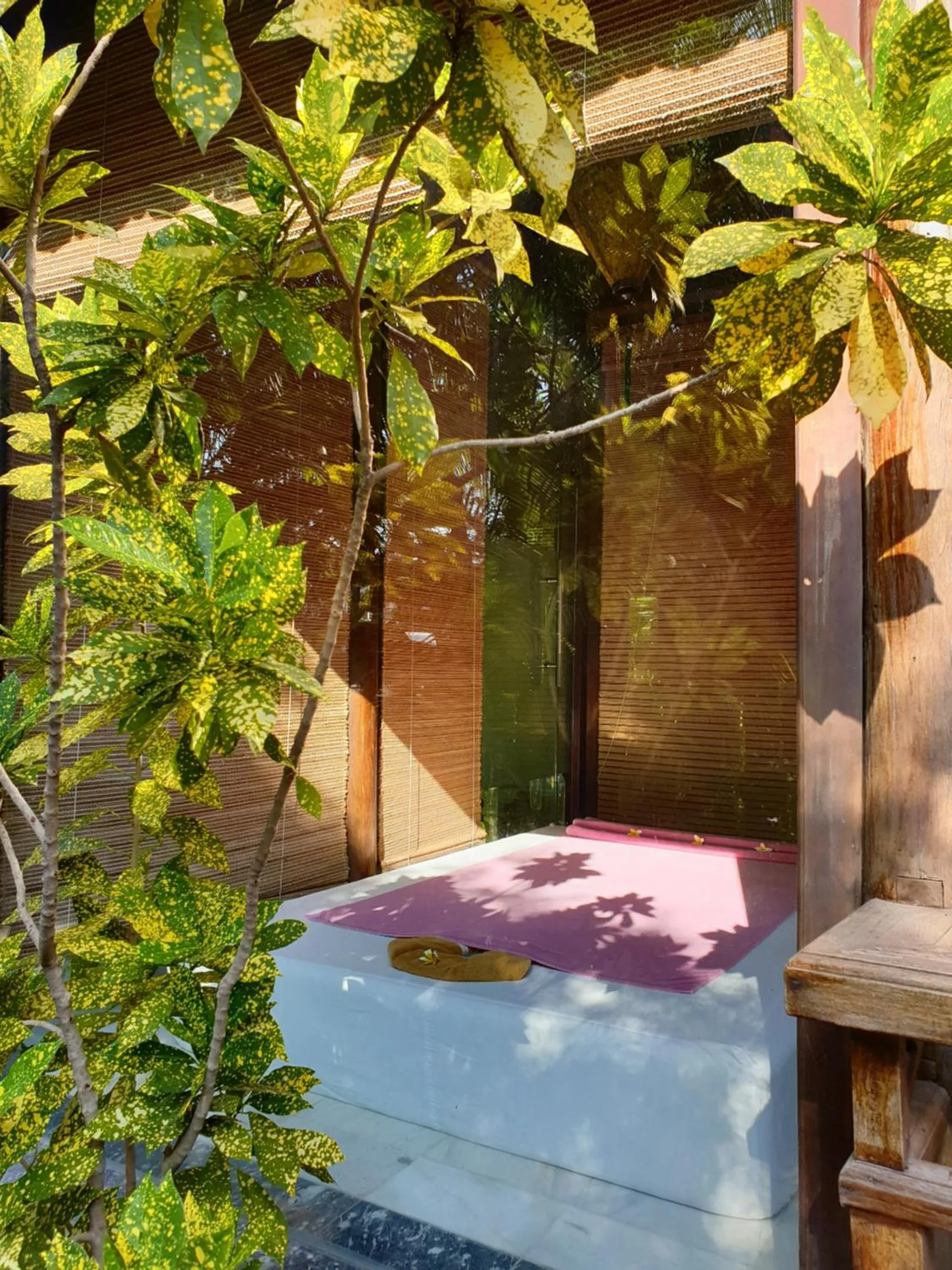 Patio in Allezboo Beach Resort & Spa