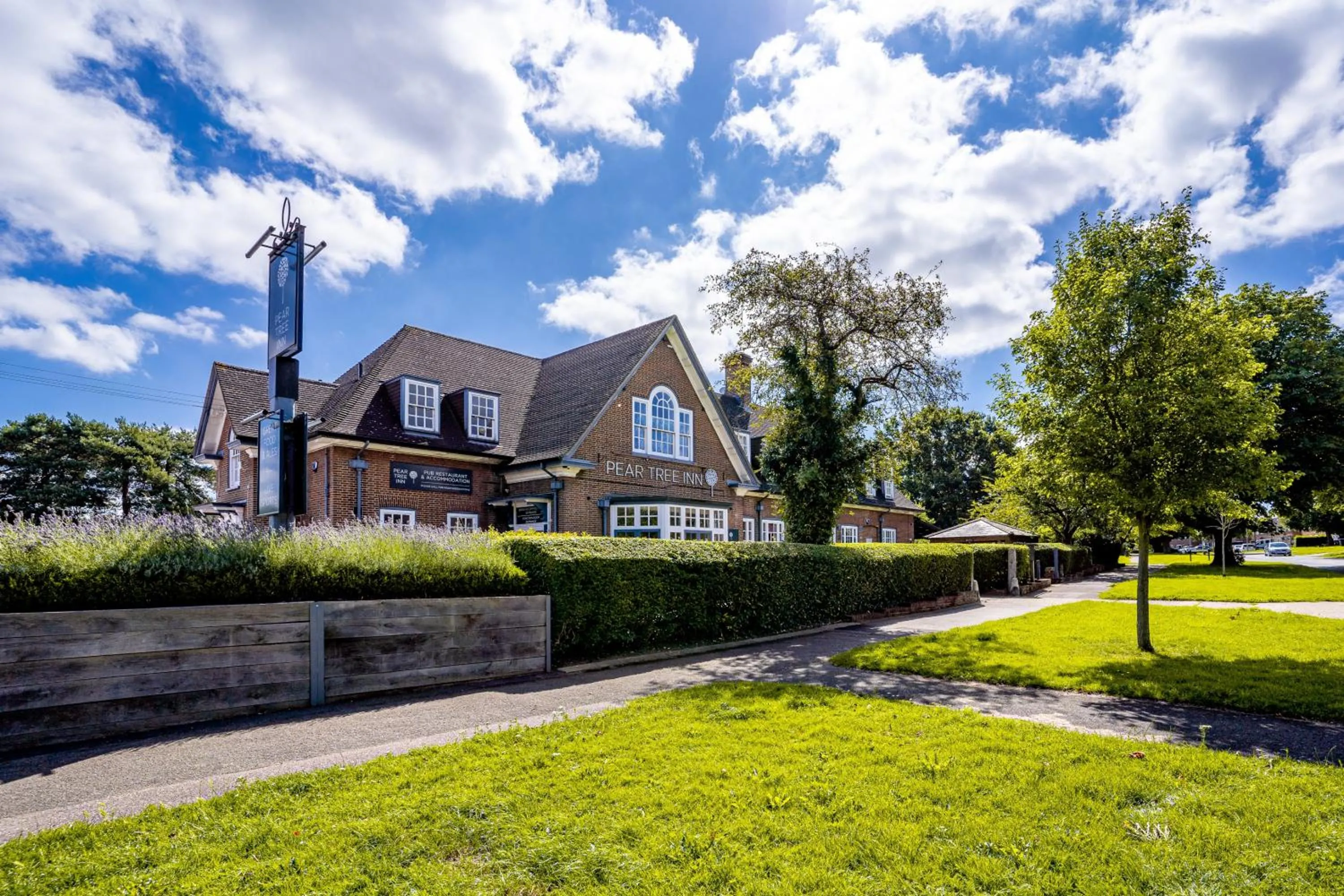Property building in Pear Tree Inn