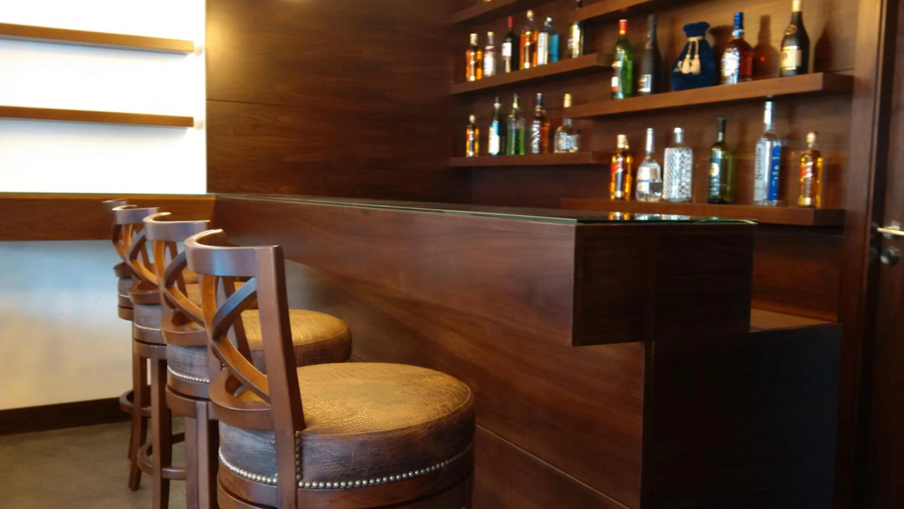 Lounge or bar in Monoberge Hotel