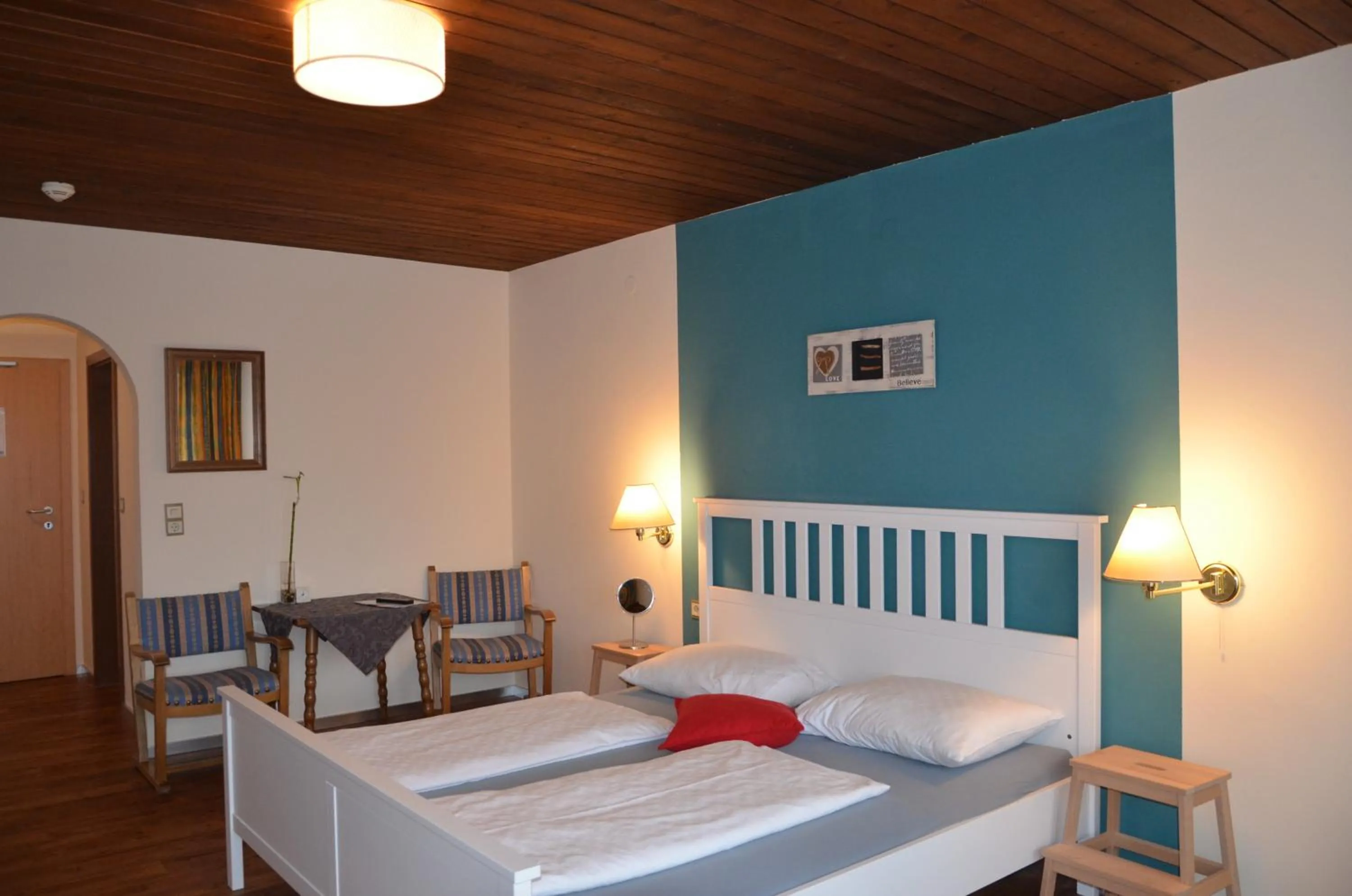 Bedroom, Bed in Dahoam by Sarina - Rooms & Suites