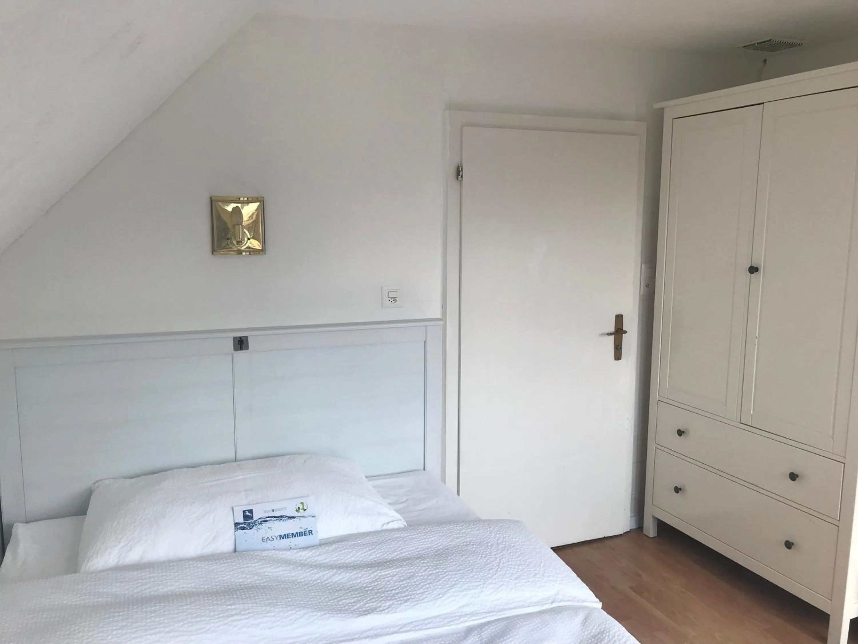 Bedroom, Bed in Bodenseehotel Weisses Rössli