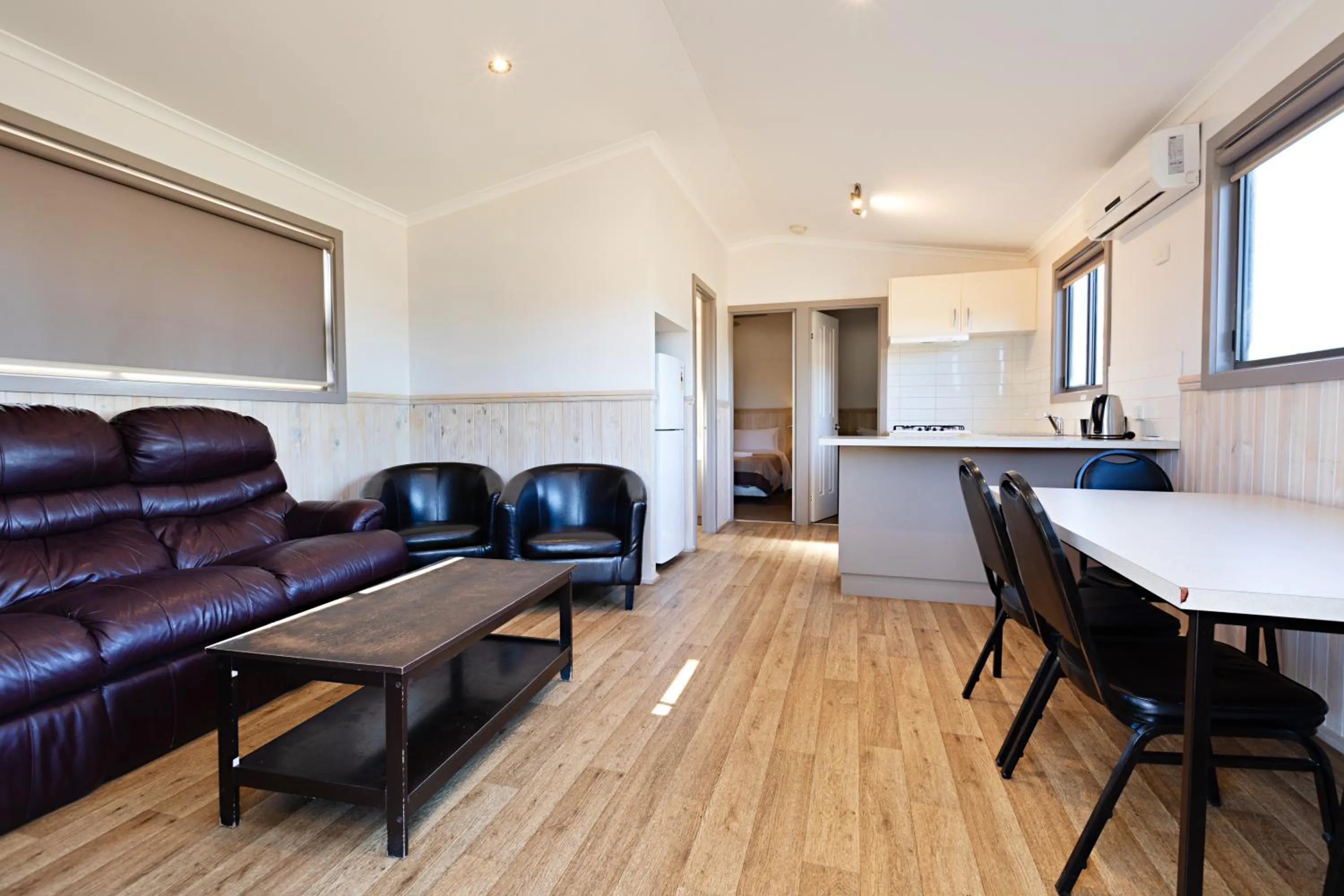 Kitchen or kitchenette in Gardenview