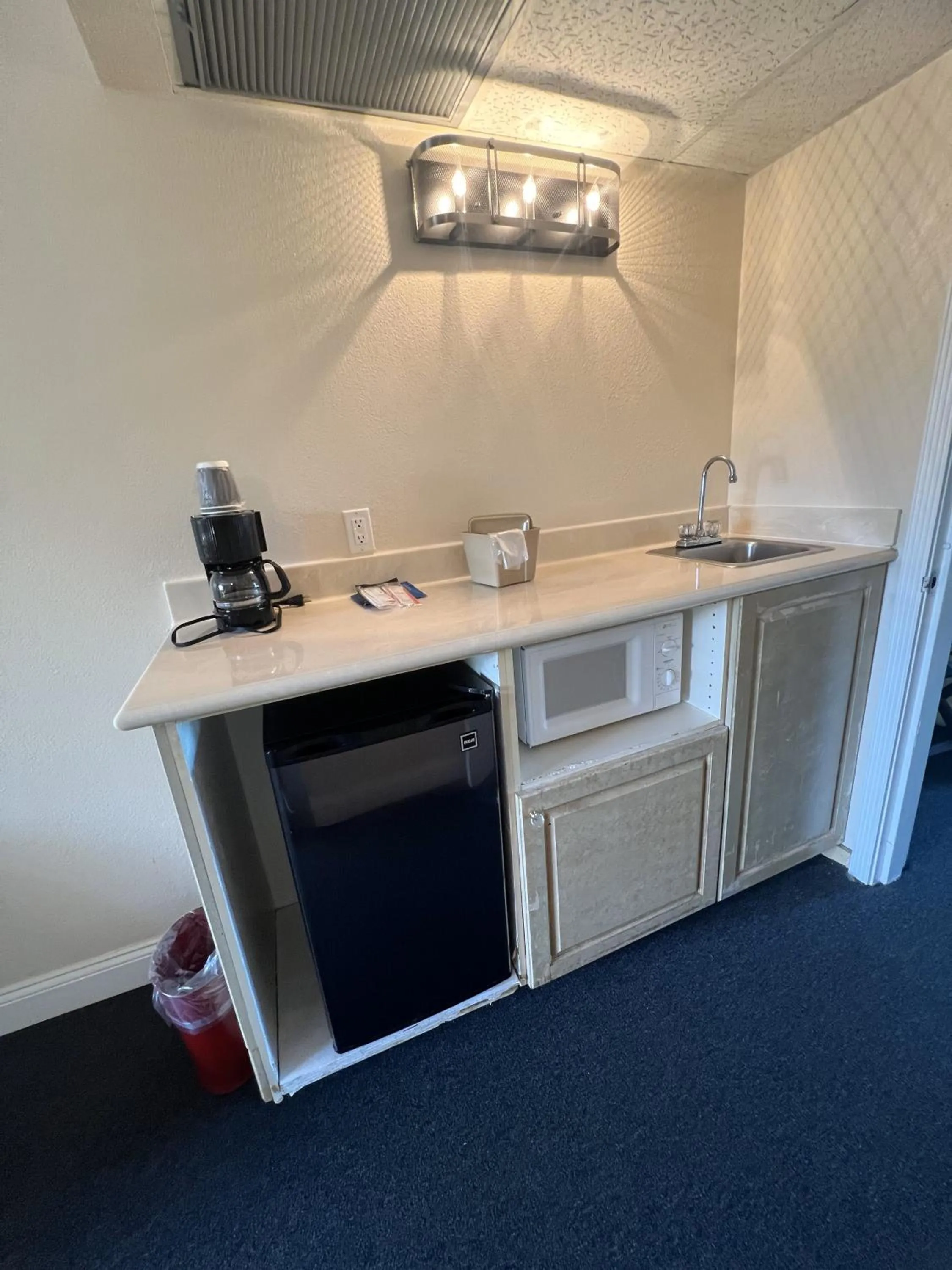 Coffee/tea facilities in Grand Palms Spa & Golf Resort