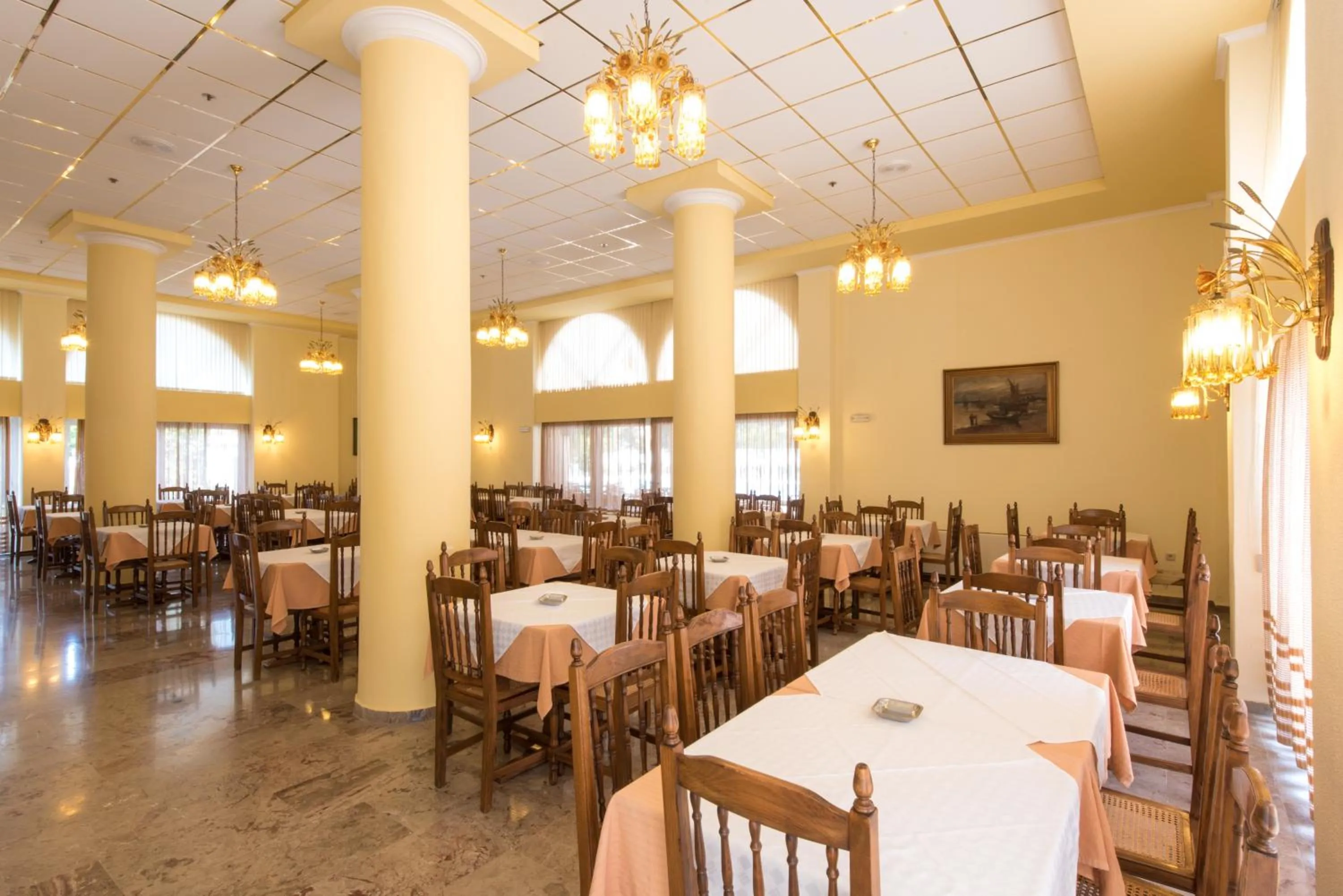 Breakfast in Sunset Hotel