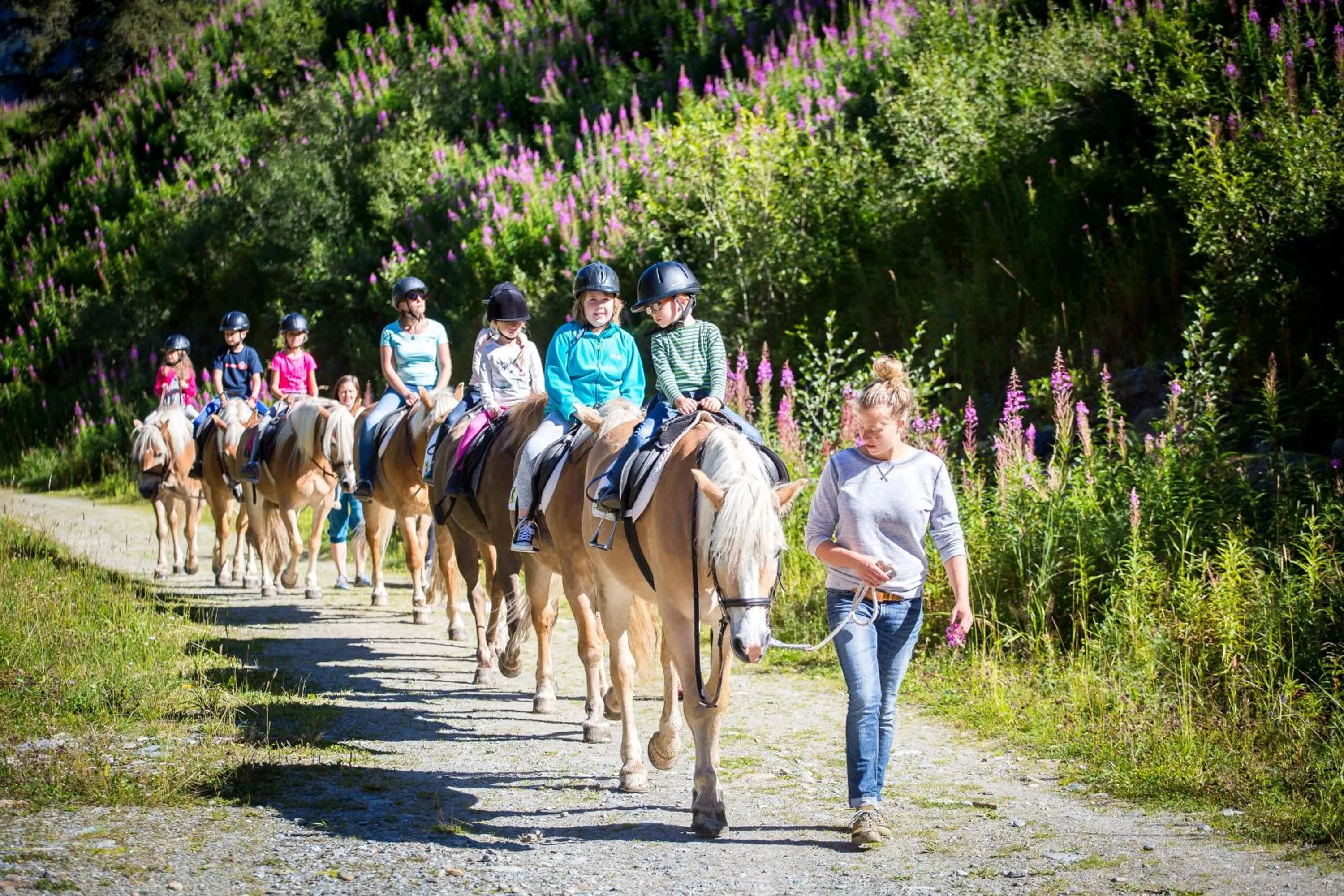 Horse-riding in Hotel Garni Rifflsee
