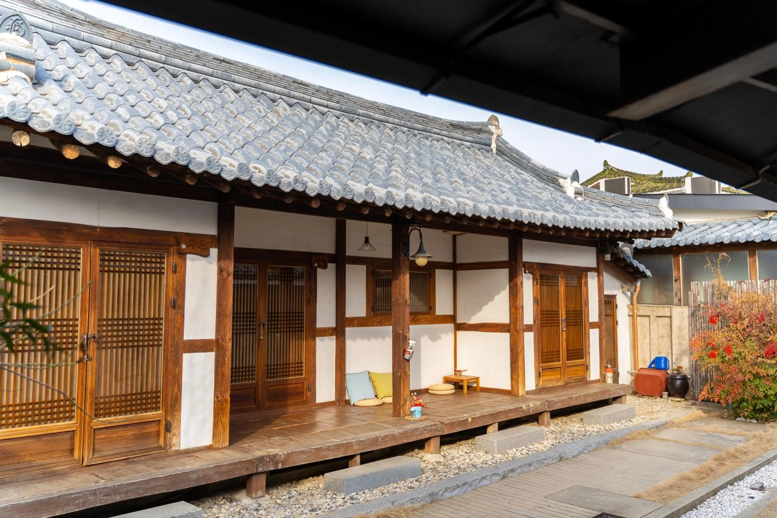 Property building in Sarangroo