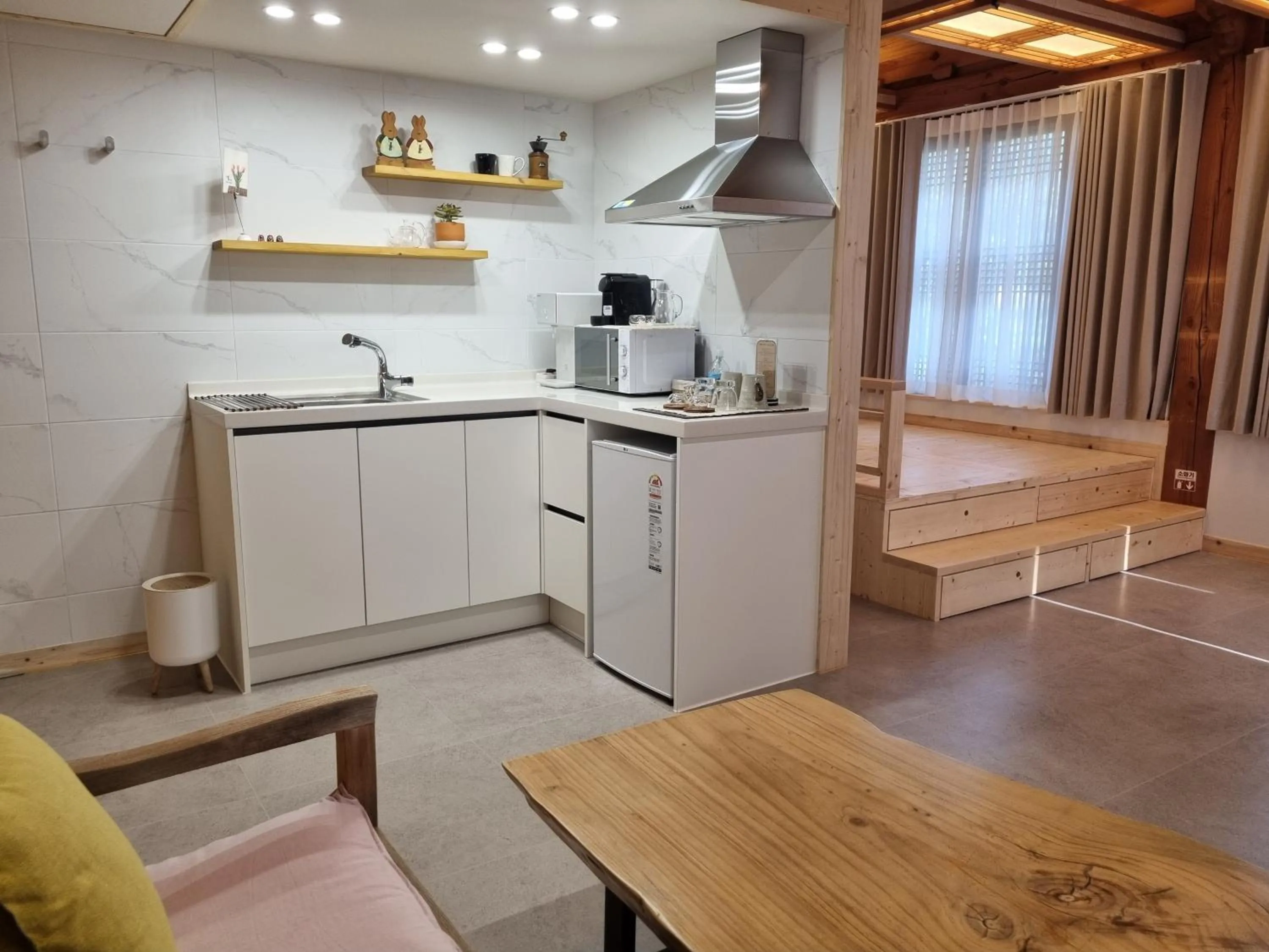 Coffee/tea facilities in Sarangroo