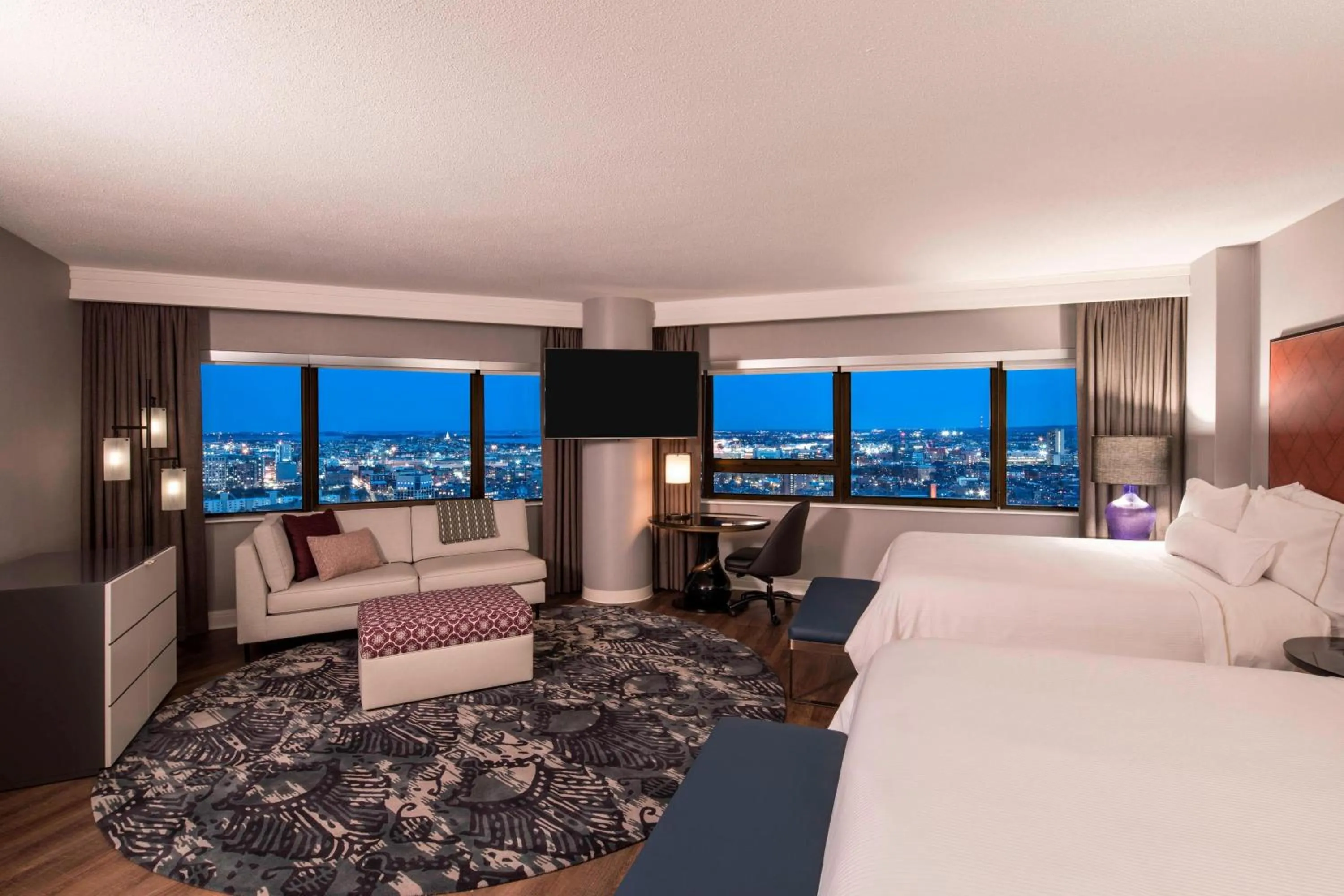 Photo of the whole room, Bed in The Westin Copley Place, Boston