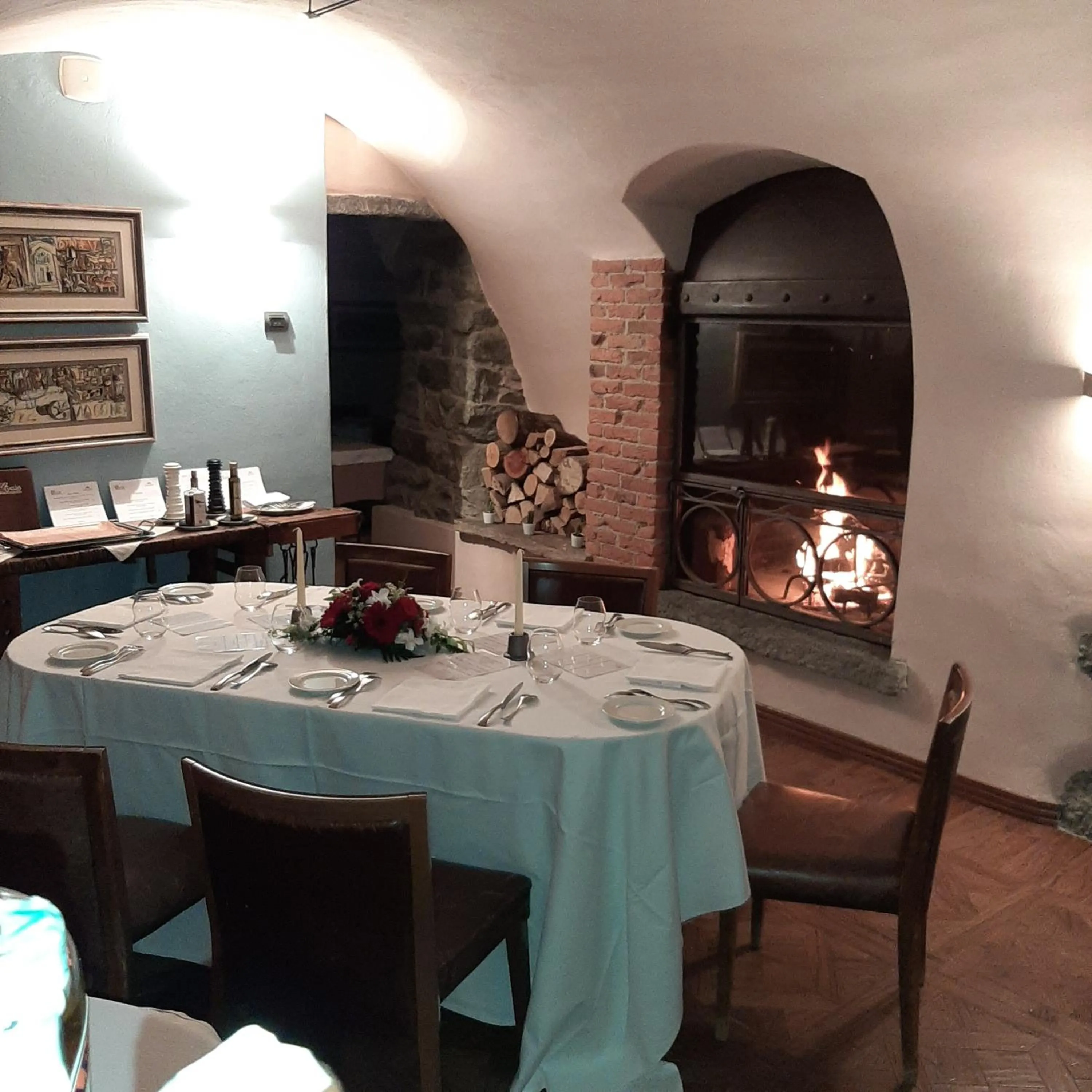 Restaurant/places to eat in Hotel Ad Gallias