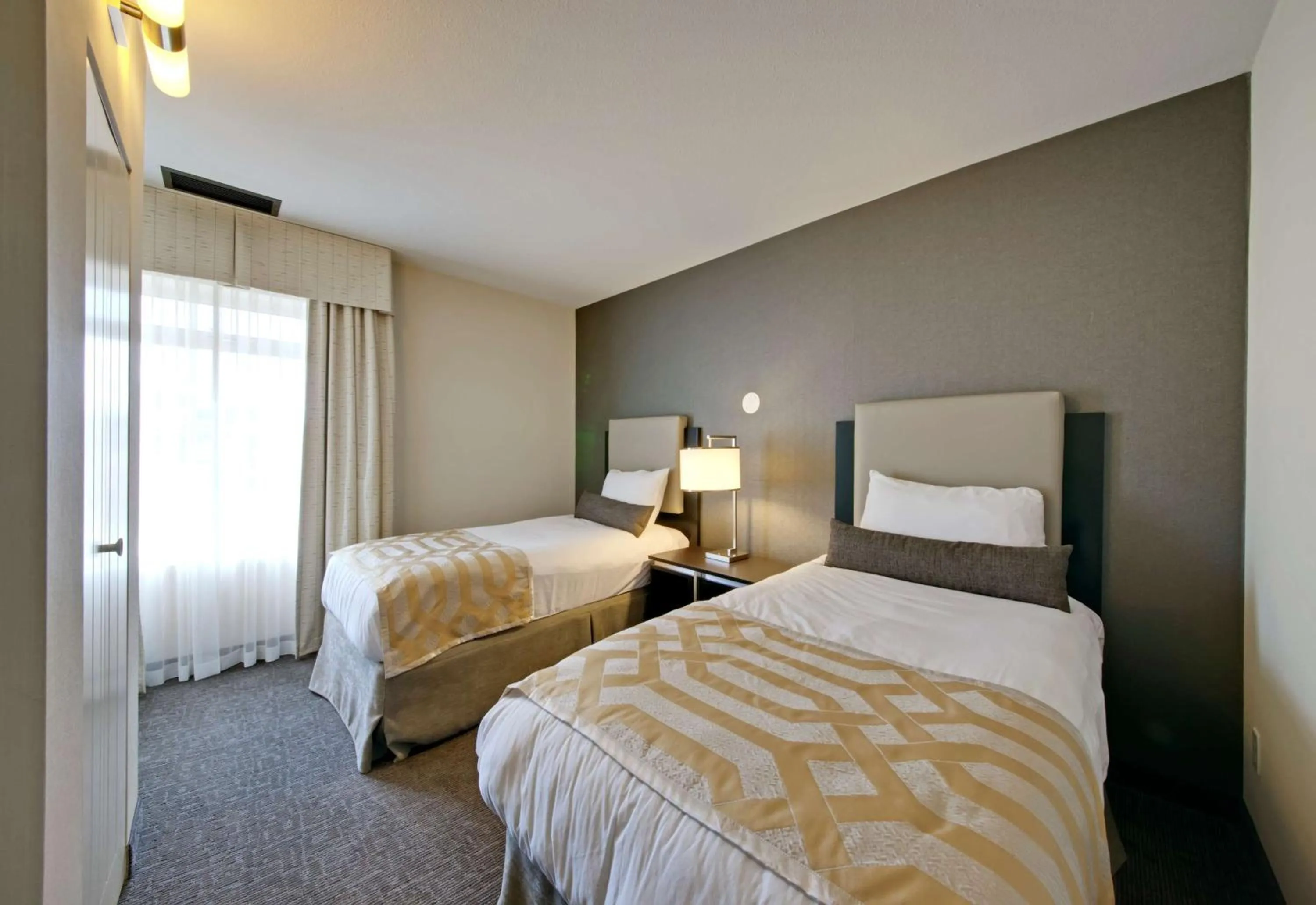 Photo of the whole room, Bed in Coast Kamloops Hotel & Conference Centre