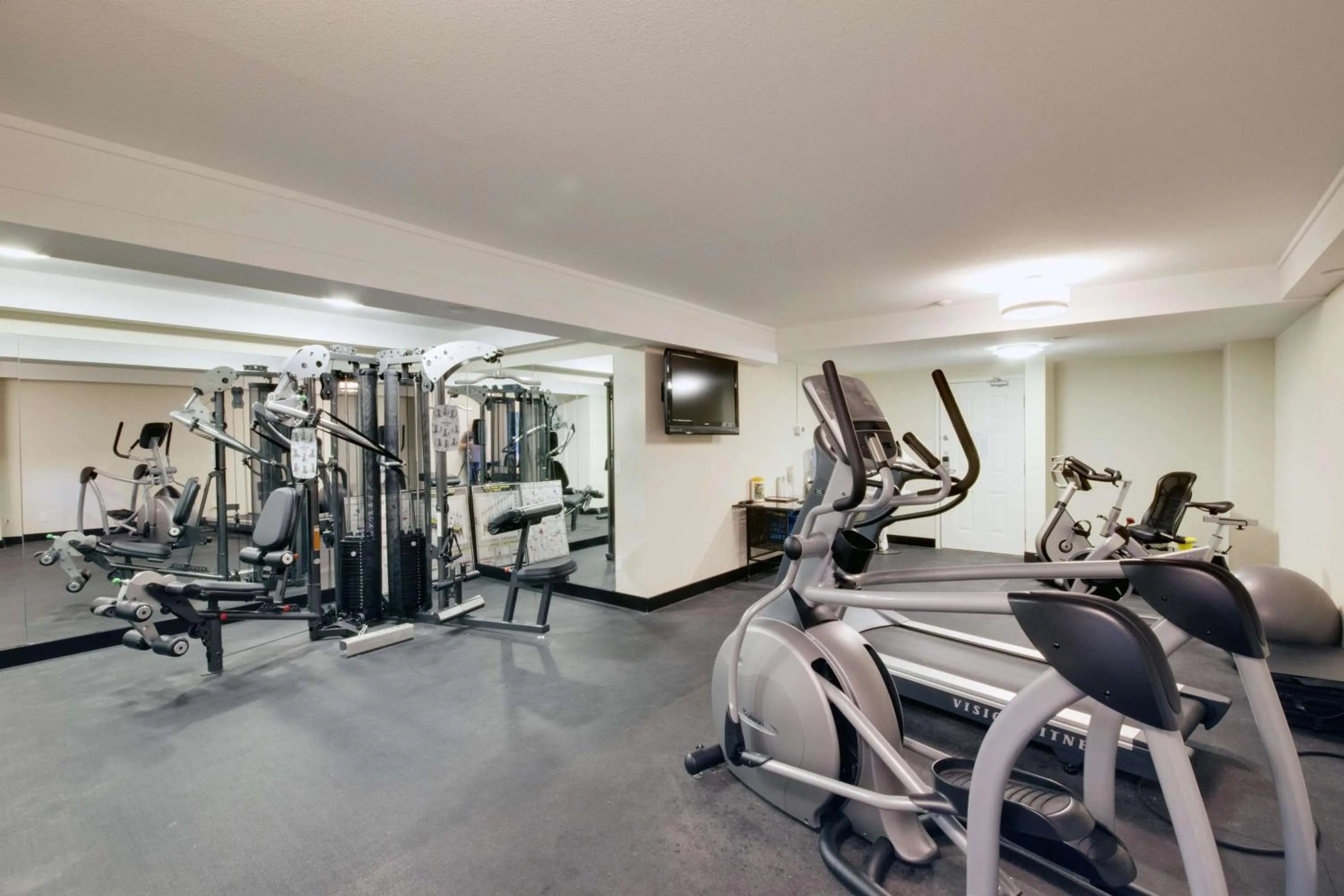 Fitness centre/facilities in Coast Kamloops Hotel & Conference Centre