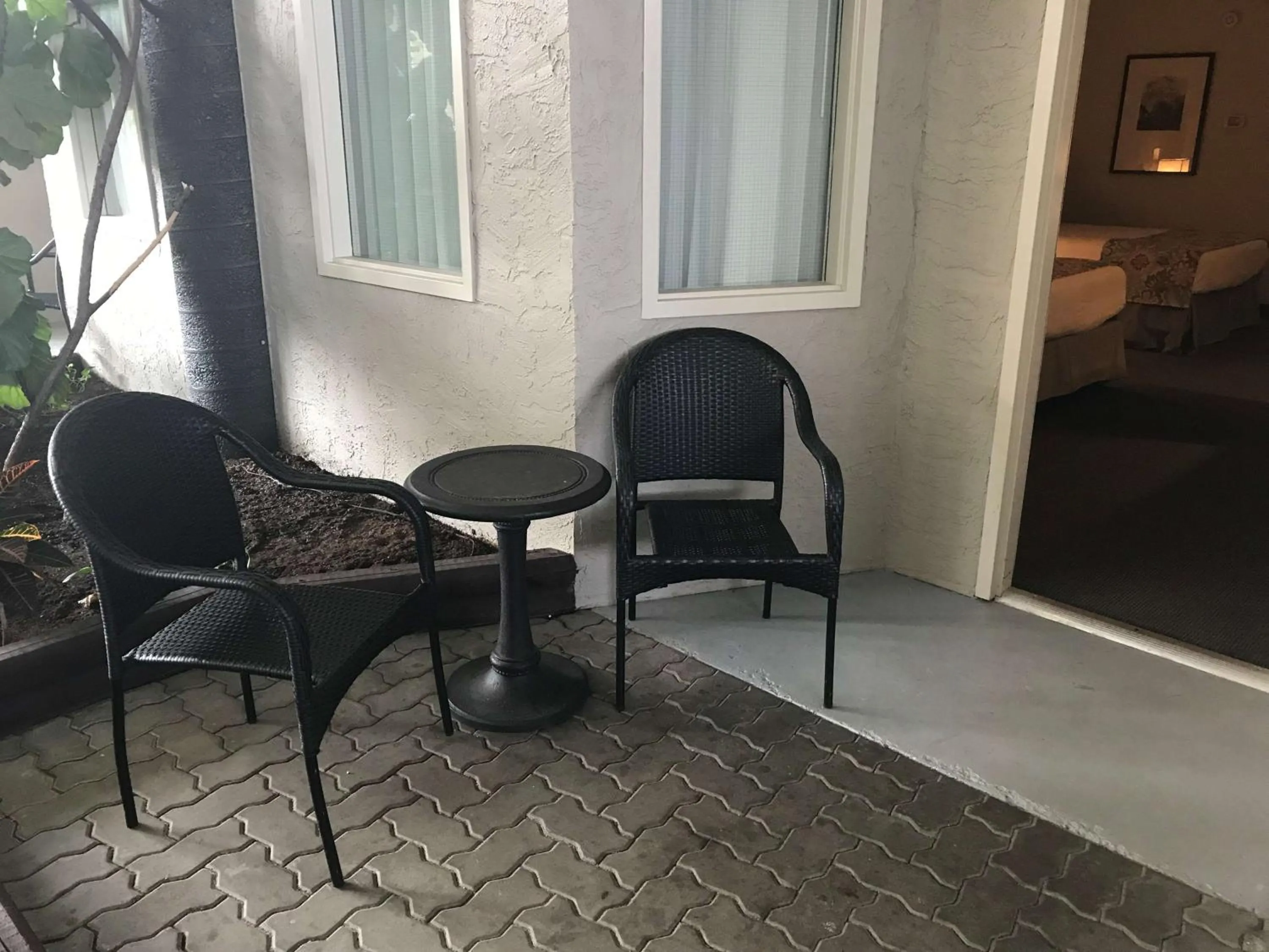 TV and multimedia in Coast Kamloops Hotel & Conference Centre