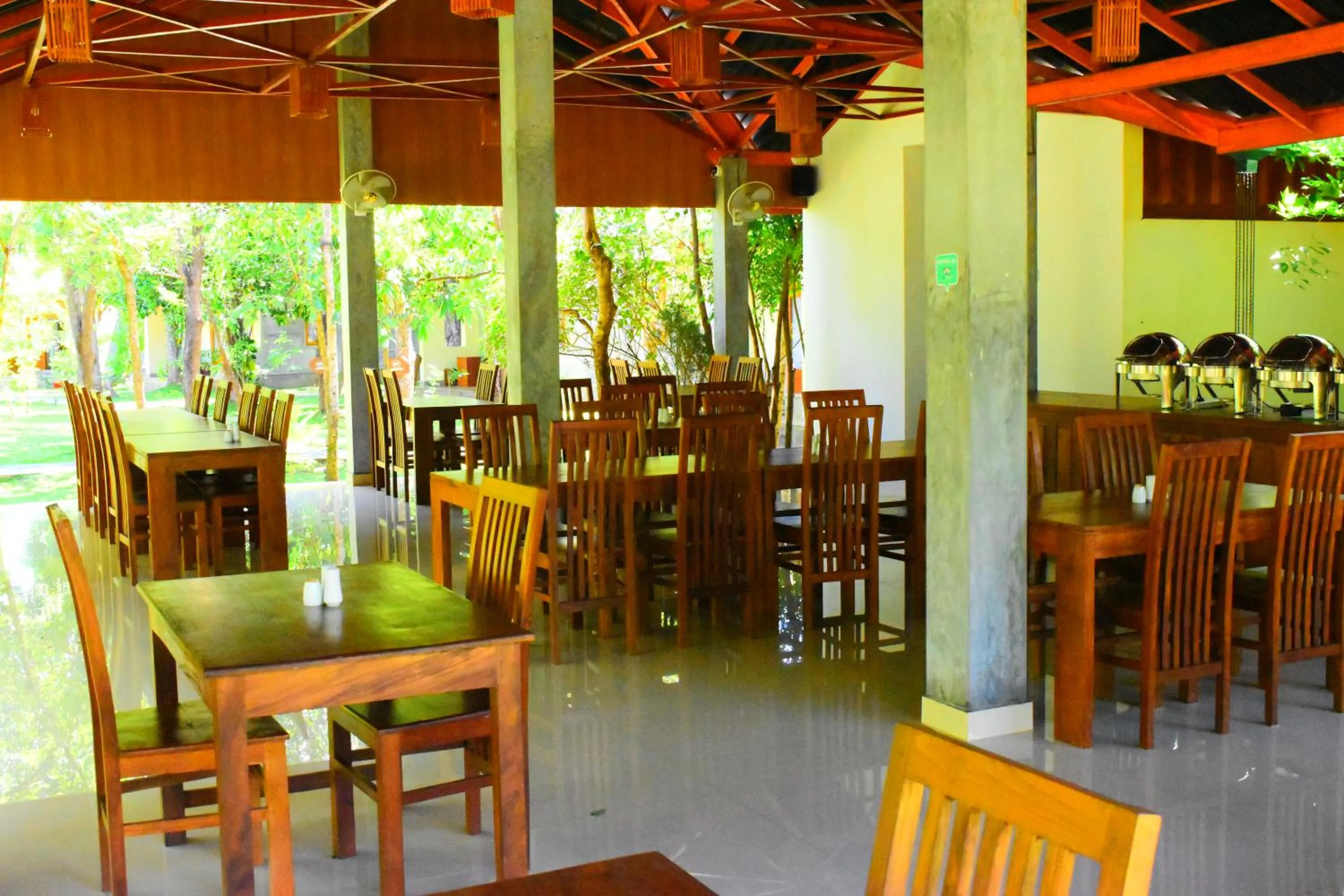 Restaurant/places to eat in Sigiri Asna Nature Resort