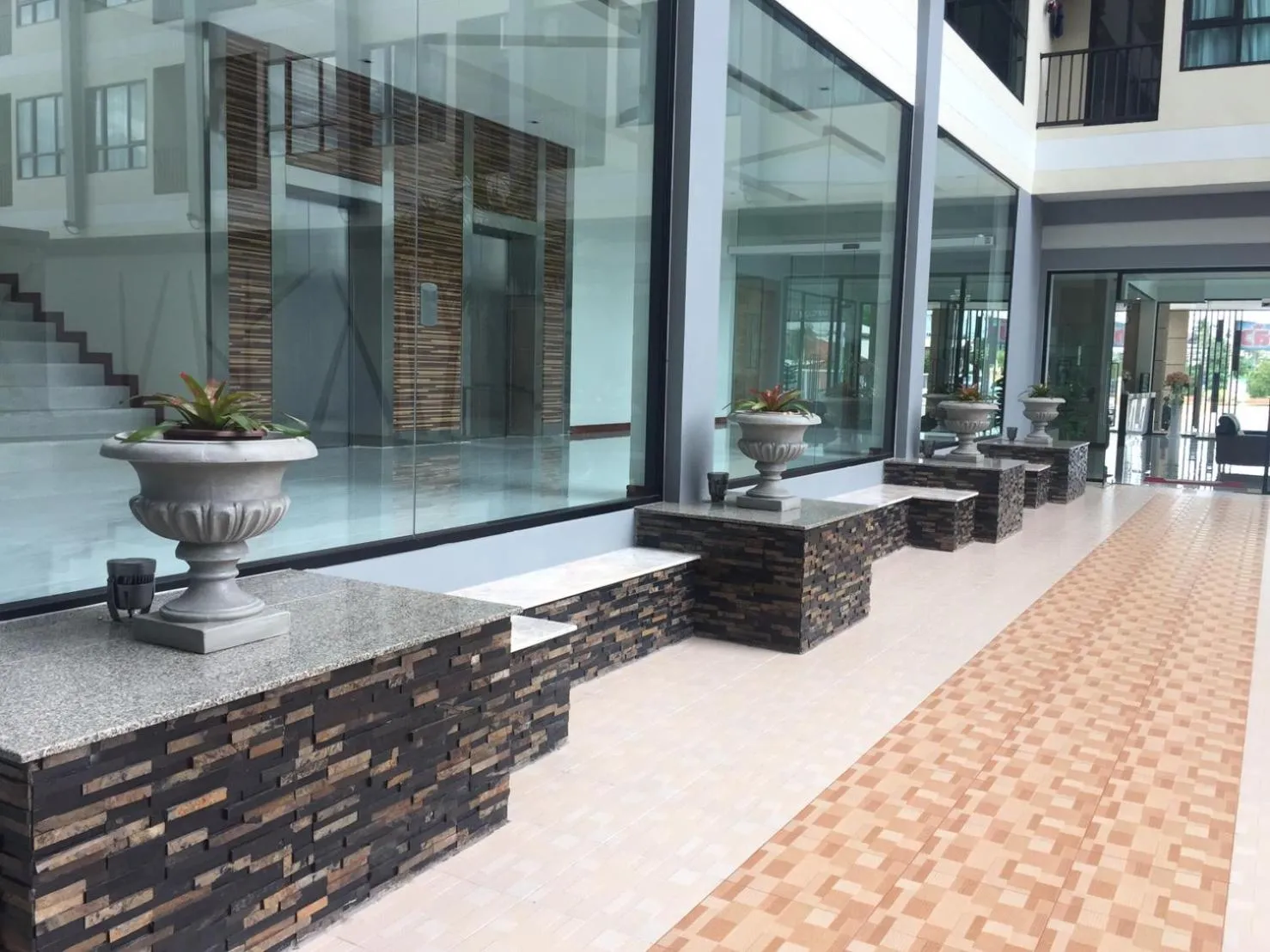 Facade/entrance in Orchid Riverview Hotel