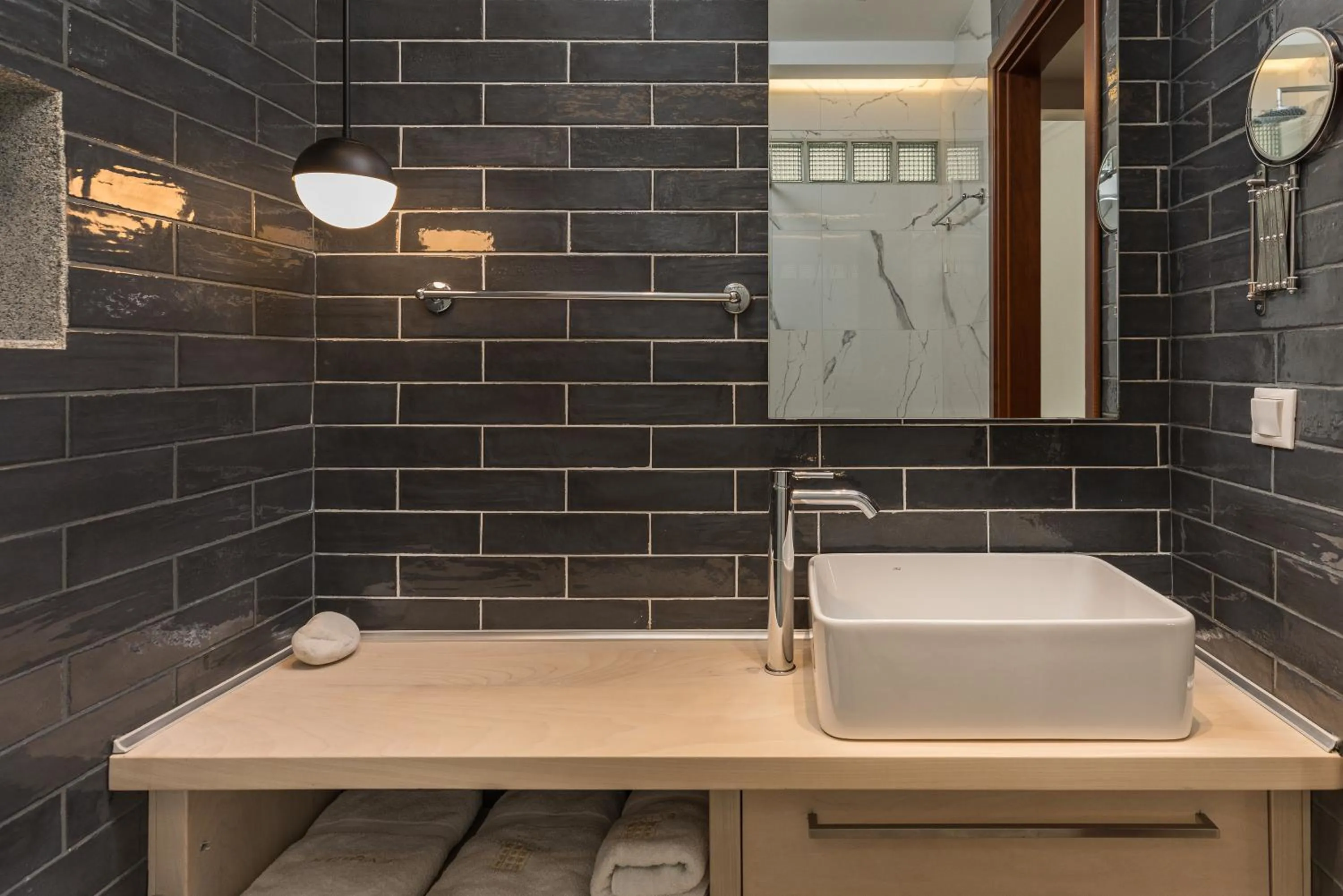 Bathroom in Eliza Hotel by Panel Hospitality
