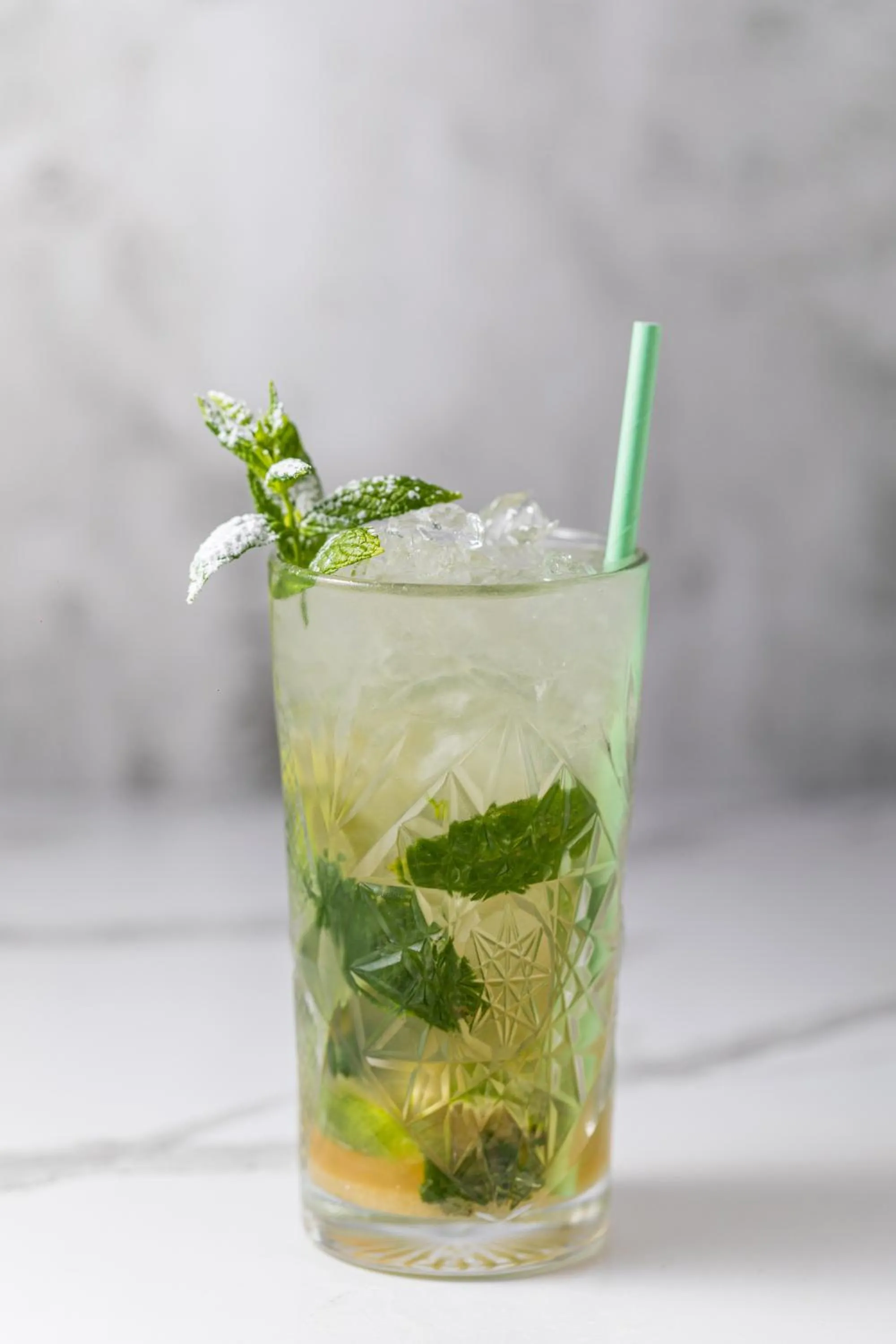 Drinks in Eliza Hotel by Panel Hospitality