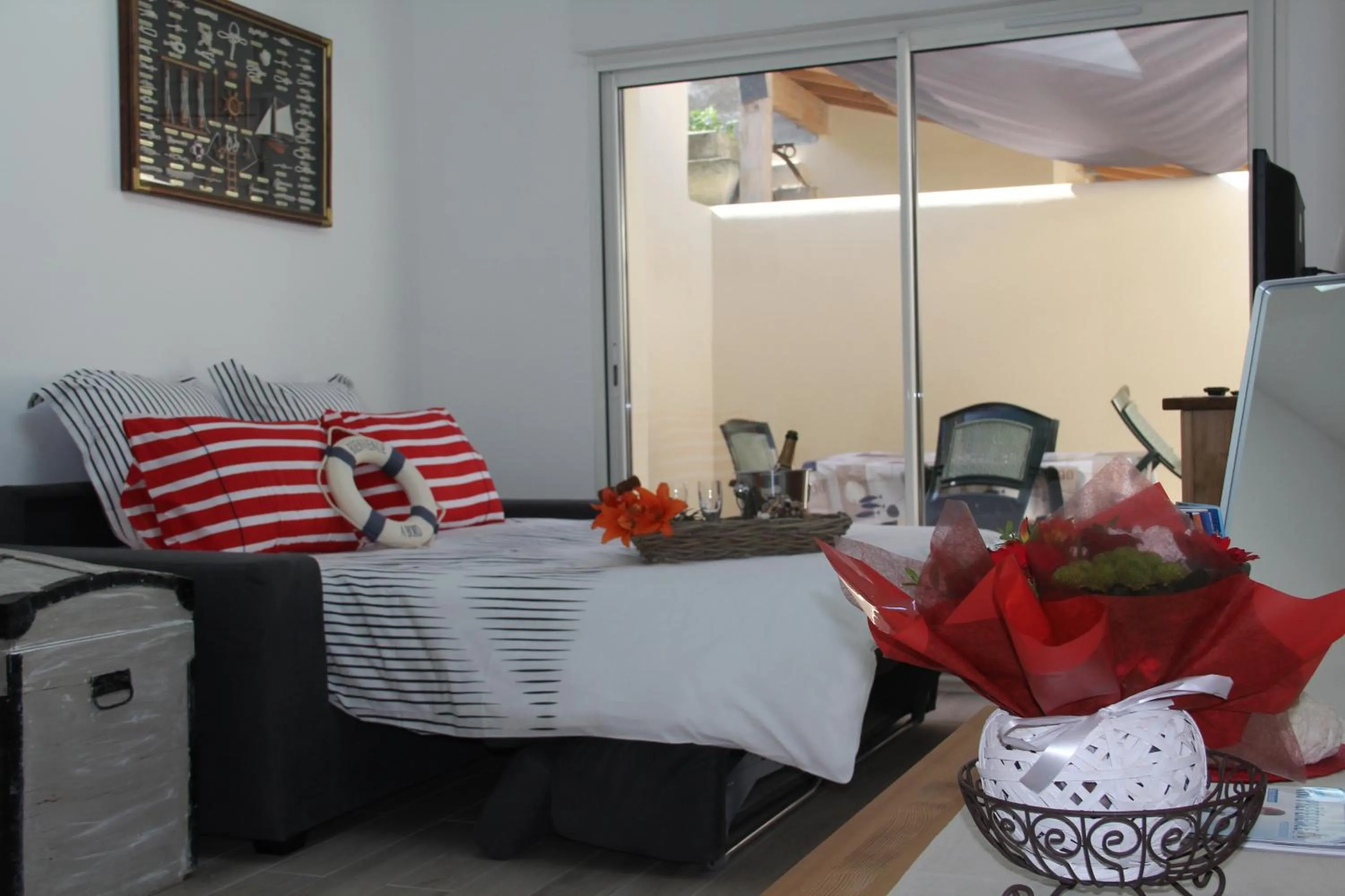 Bed in Le Clos du Square - climatisé