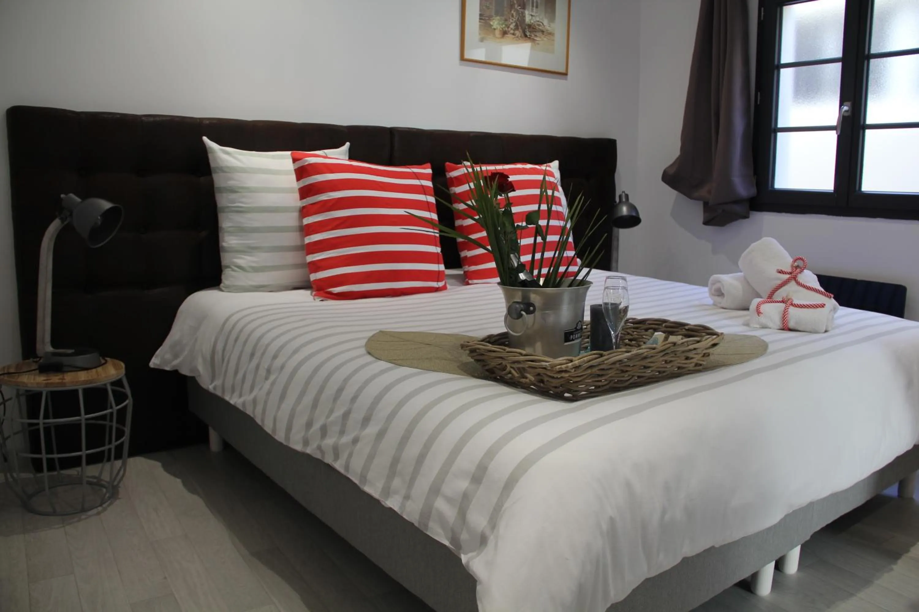 Bed in Le Clos du Square - climatisé