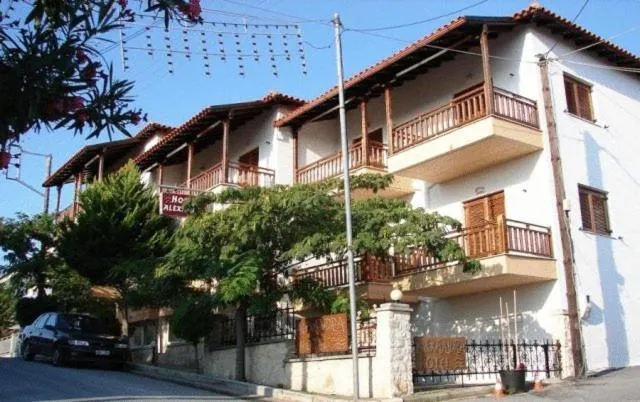 Facade/entrance in Hotel Alexandra