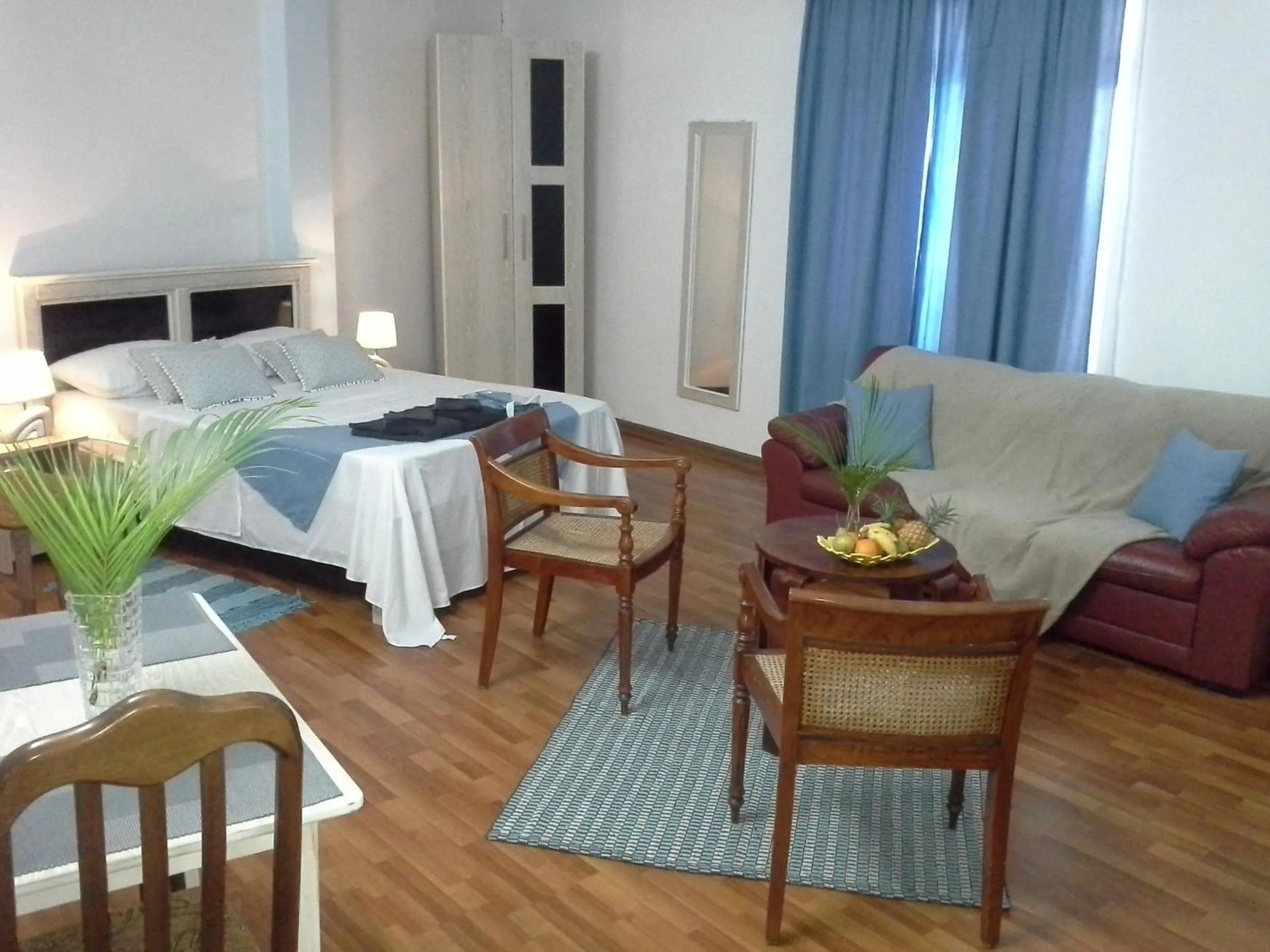 Bedroom, Bed in Hello Guest House