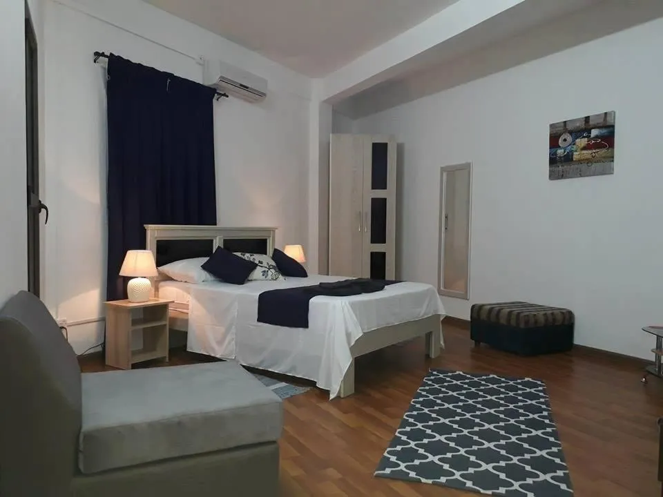 Bedroom, Bed in Hello Guest House