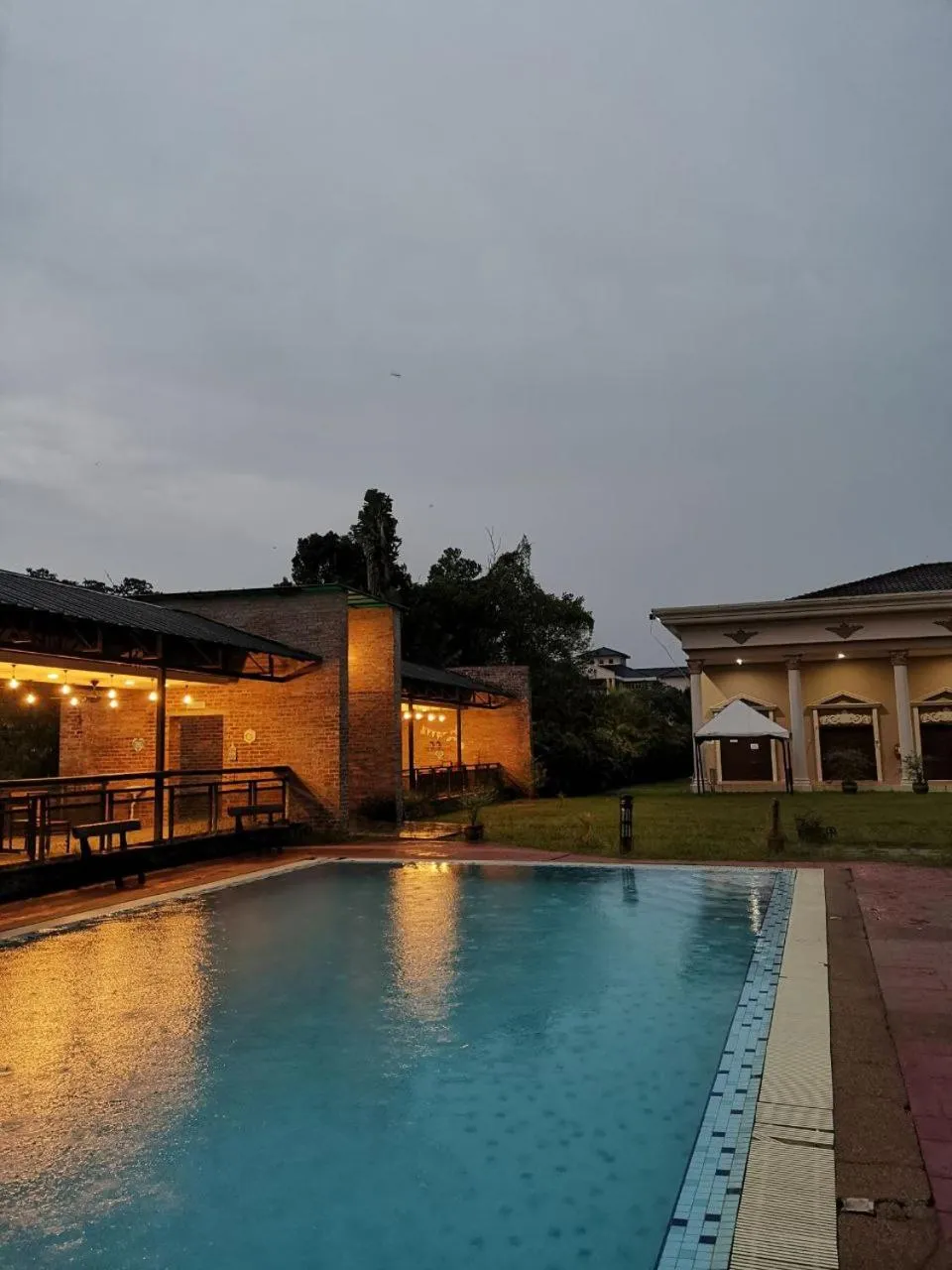 Swimming pool in Hotel Seri Malaysia Kulim