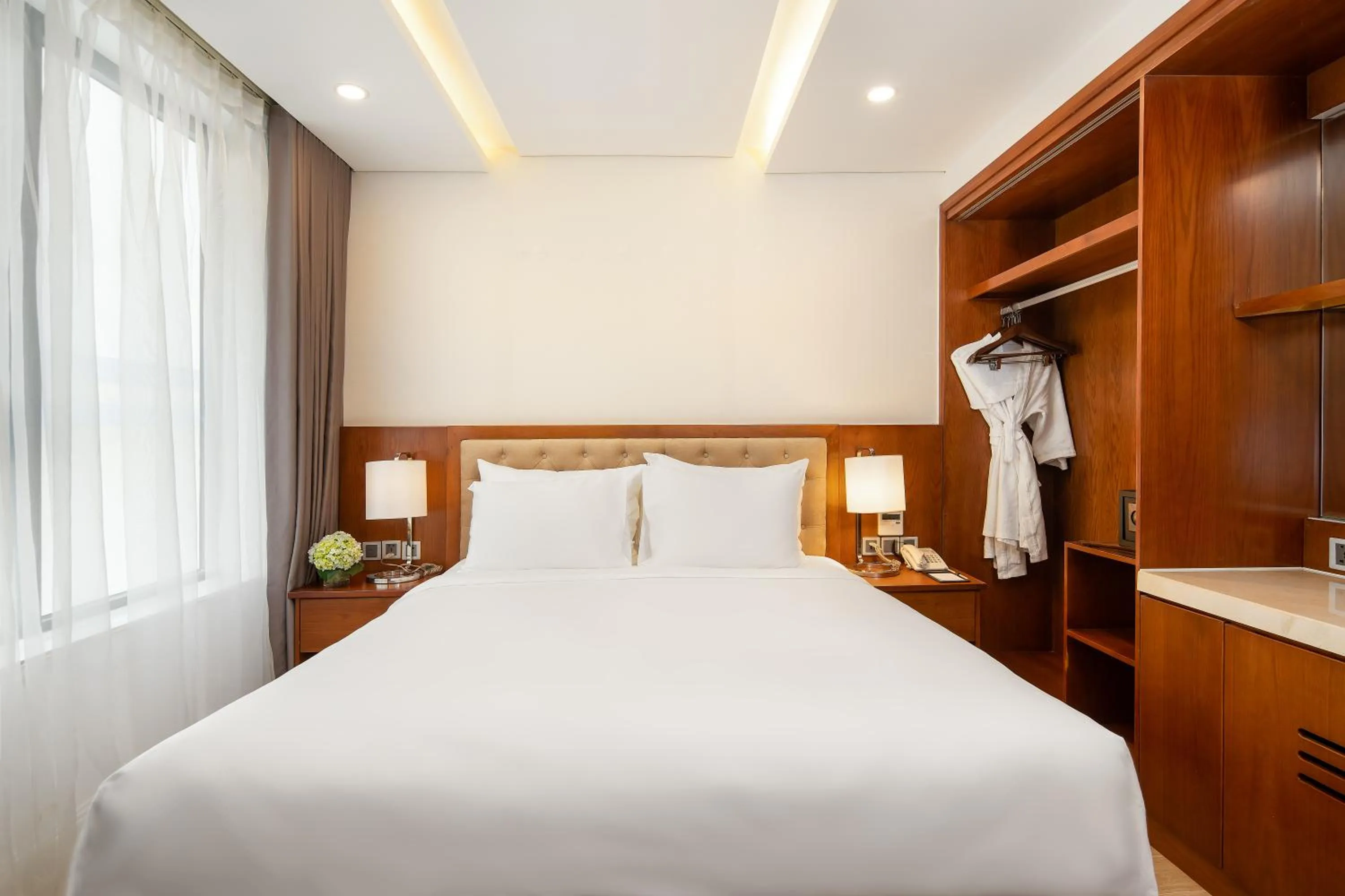 Bedroom, Bed in Paris Deli Danang Beach Hotel