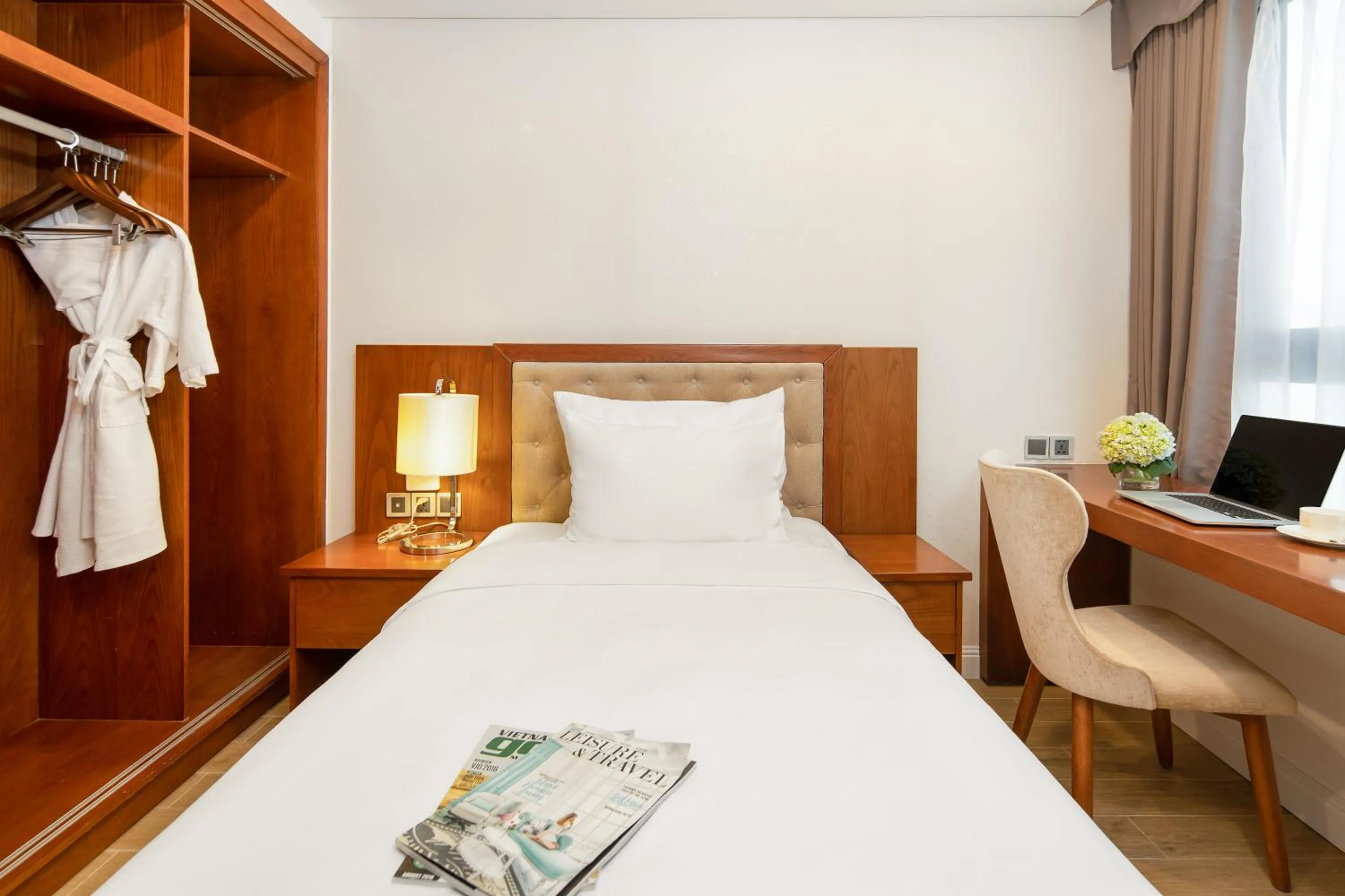 Bedroom, Bed in Paris Deli Danang Beach Hotel