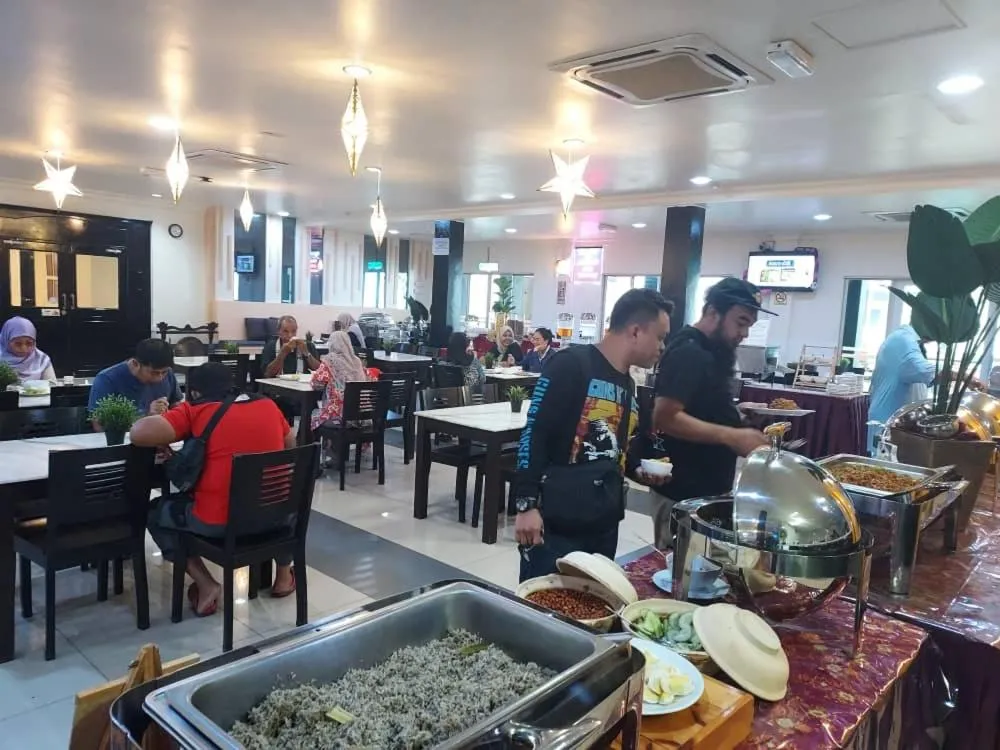 Restaurant/places to eat in Hotel Seri Malaysia Pulau Pinang