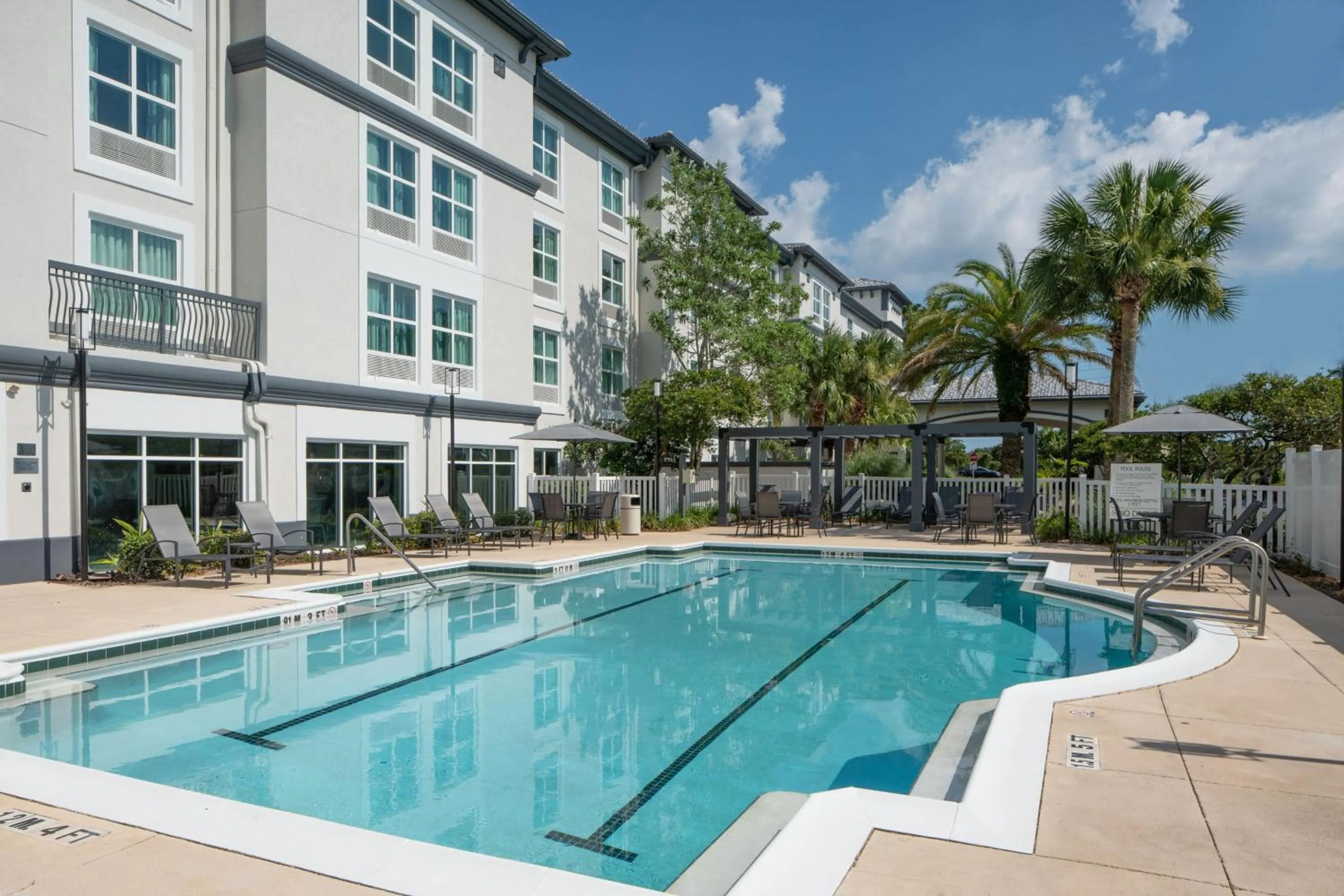 Swimming pool in Fairfield Inn & Suites by Marriott Destin