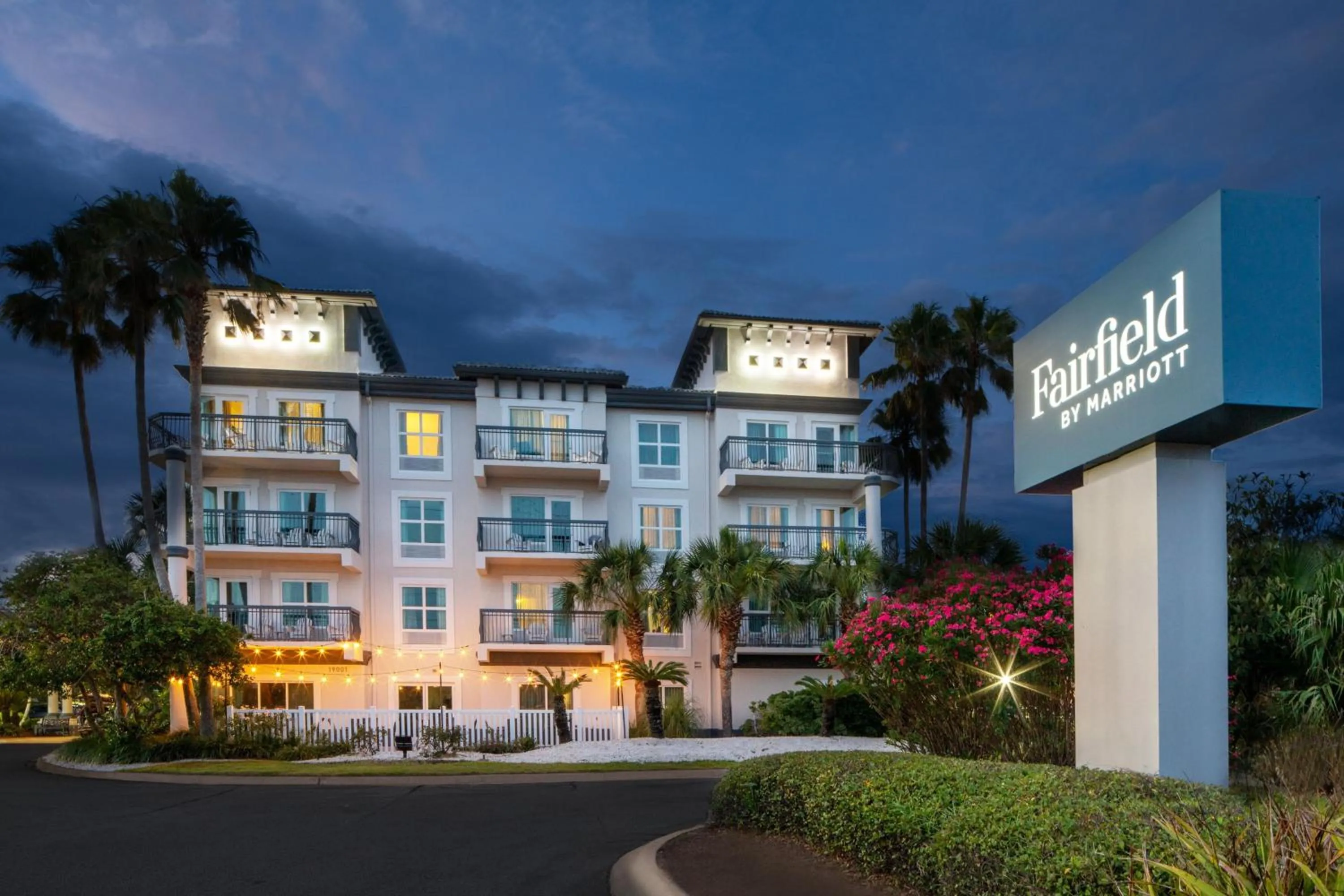 Property building in Fairfield Inn & Suites by Marriott Destin