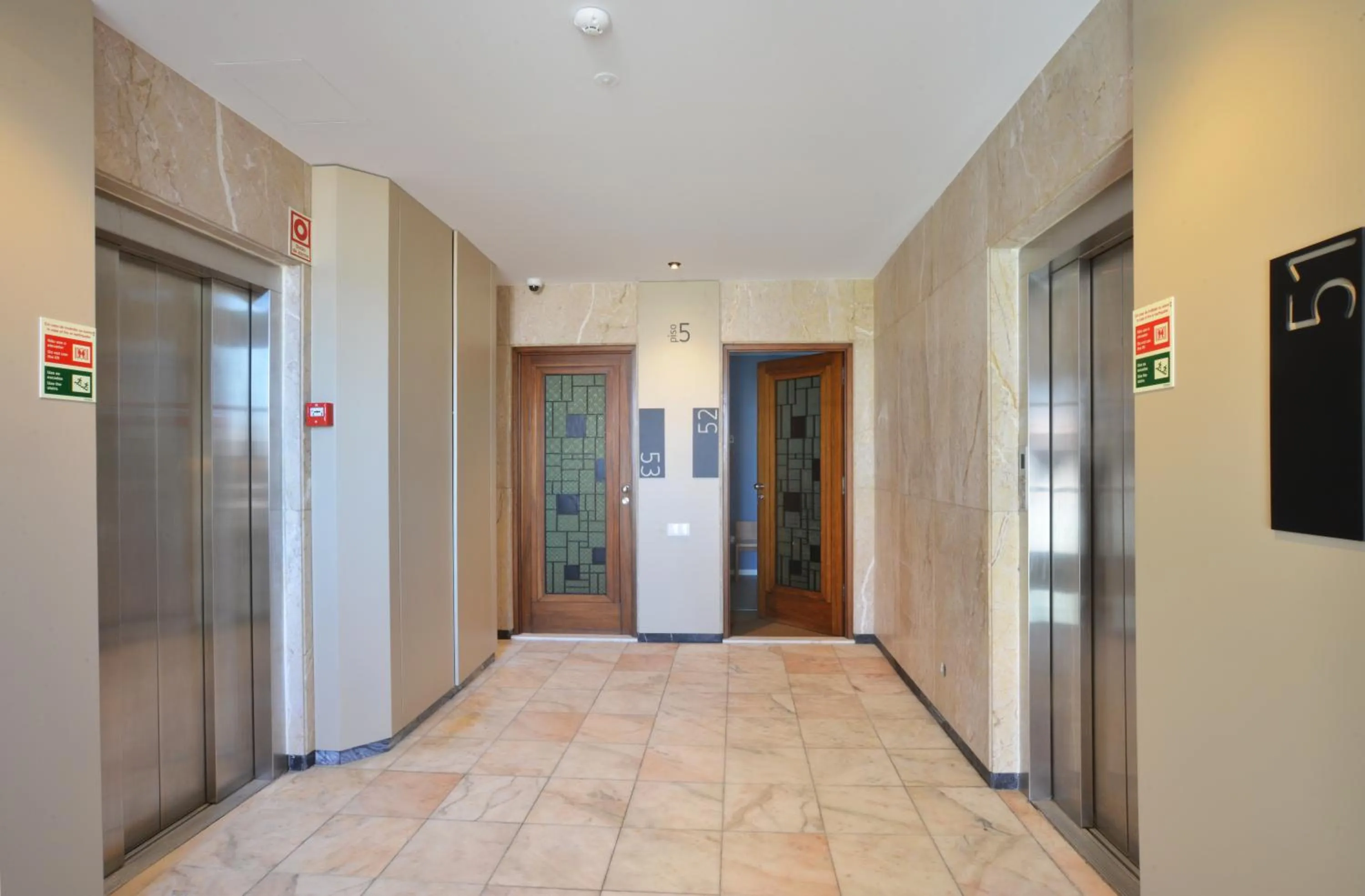 Facade/entrance in Spot Family Apartments