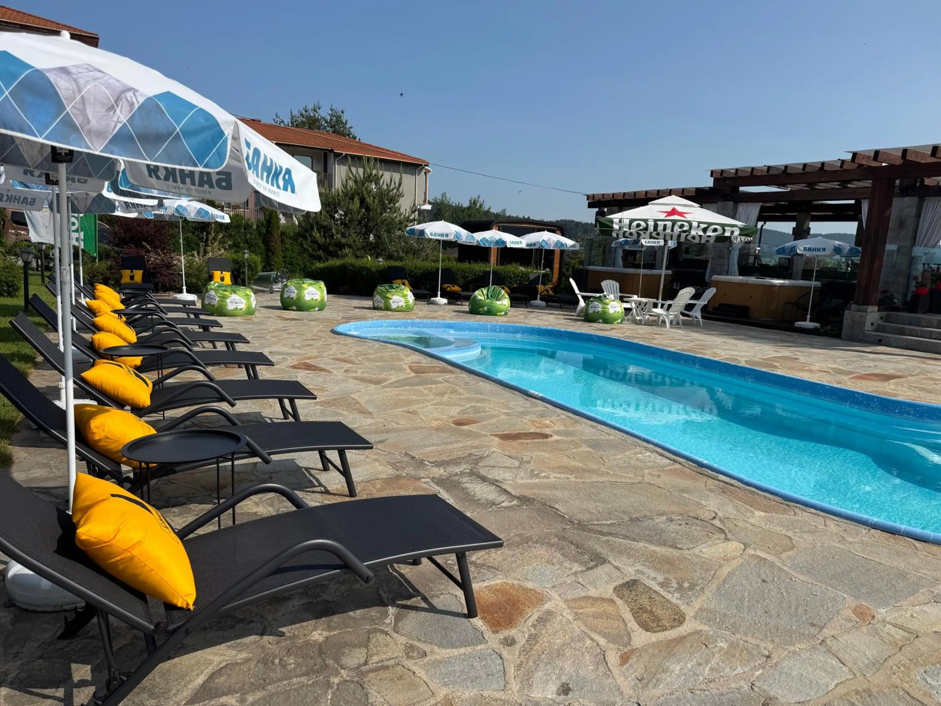 Hot Tub in Family Hotel Eterno