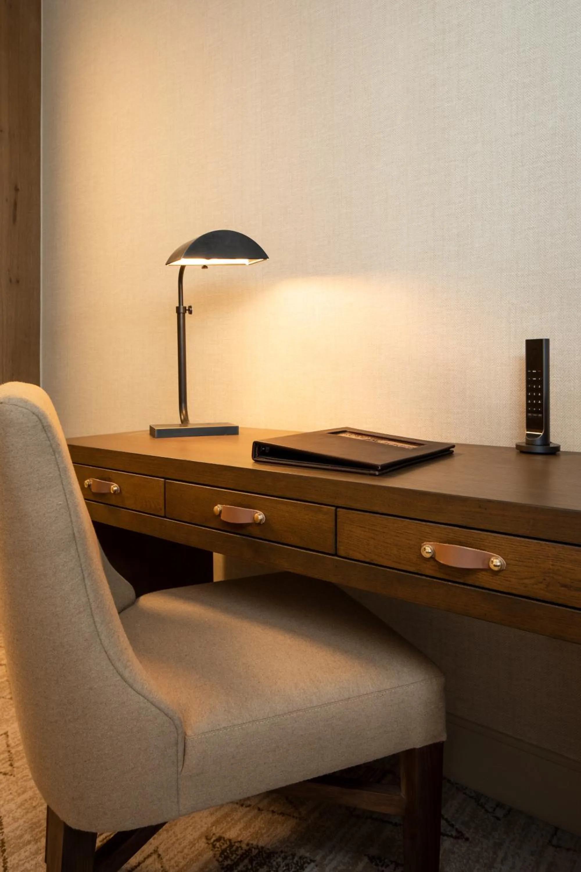 furniture in The Rusty Parrot Lodge and Spa