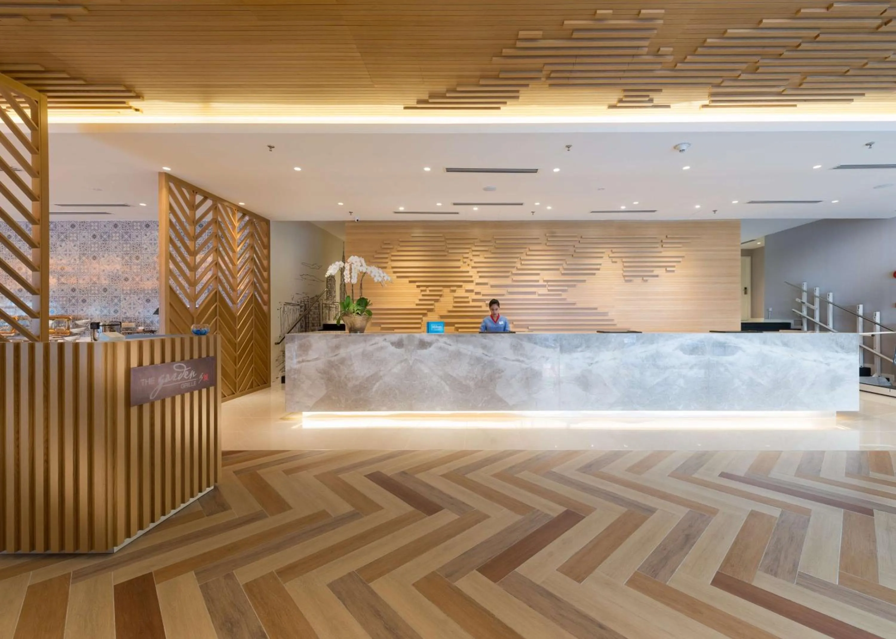 Lobby or reception in Hilton Garden Inn Kuala Lumpur - North