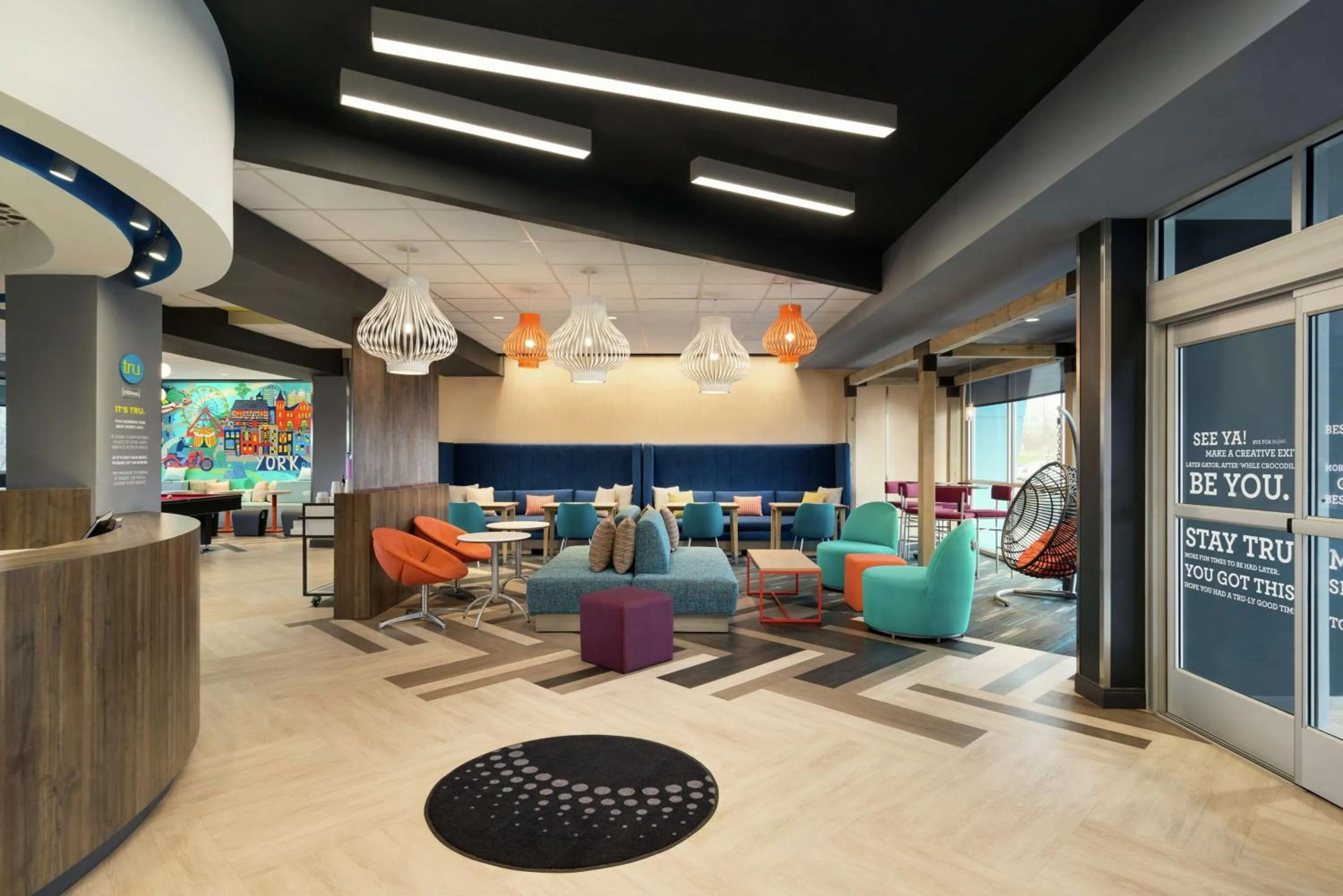 Lobby or reception in Tru By Hilton York Pa