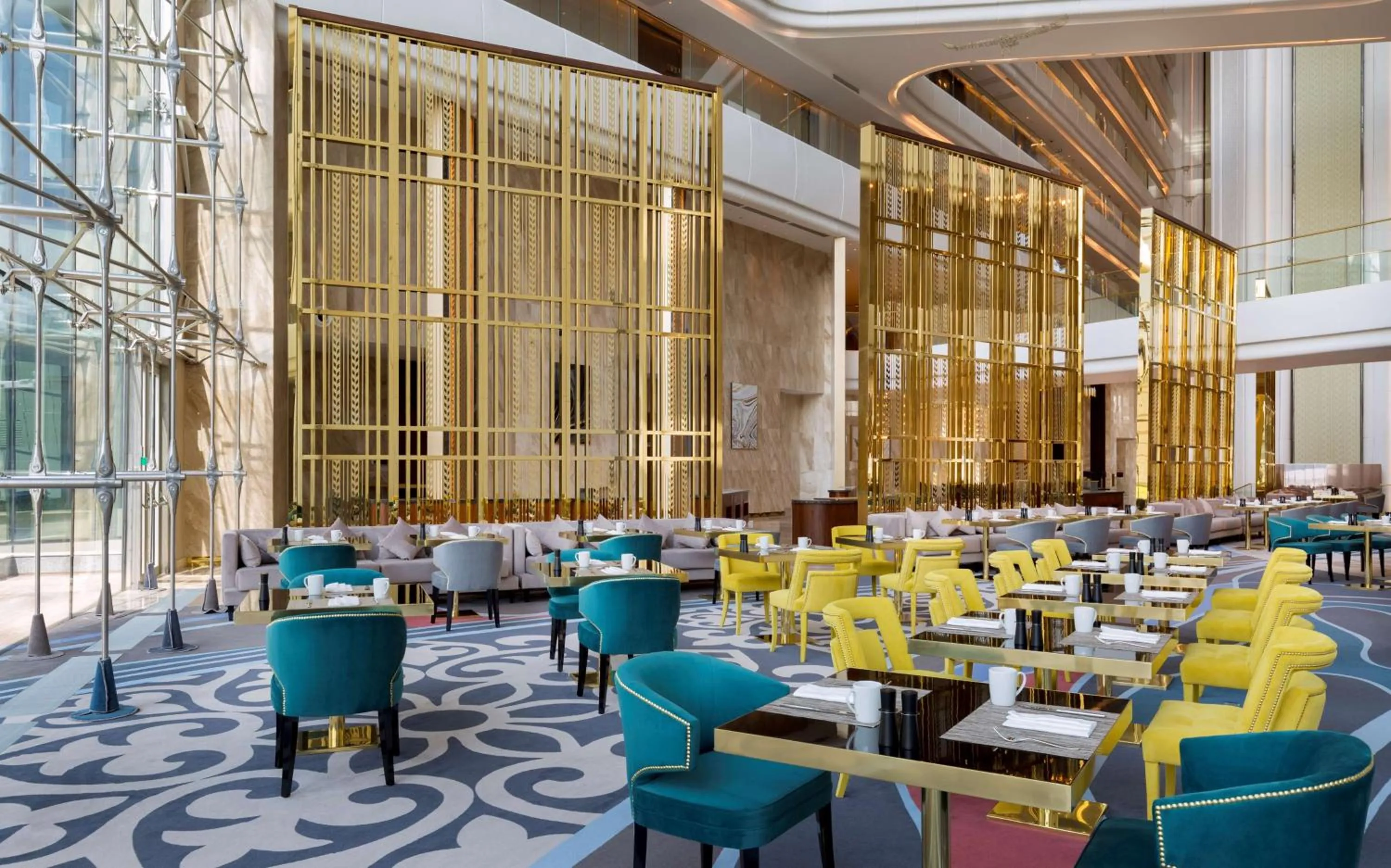 Restaurant/places to eat in Hilton Astana